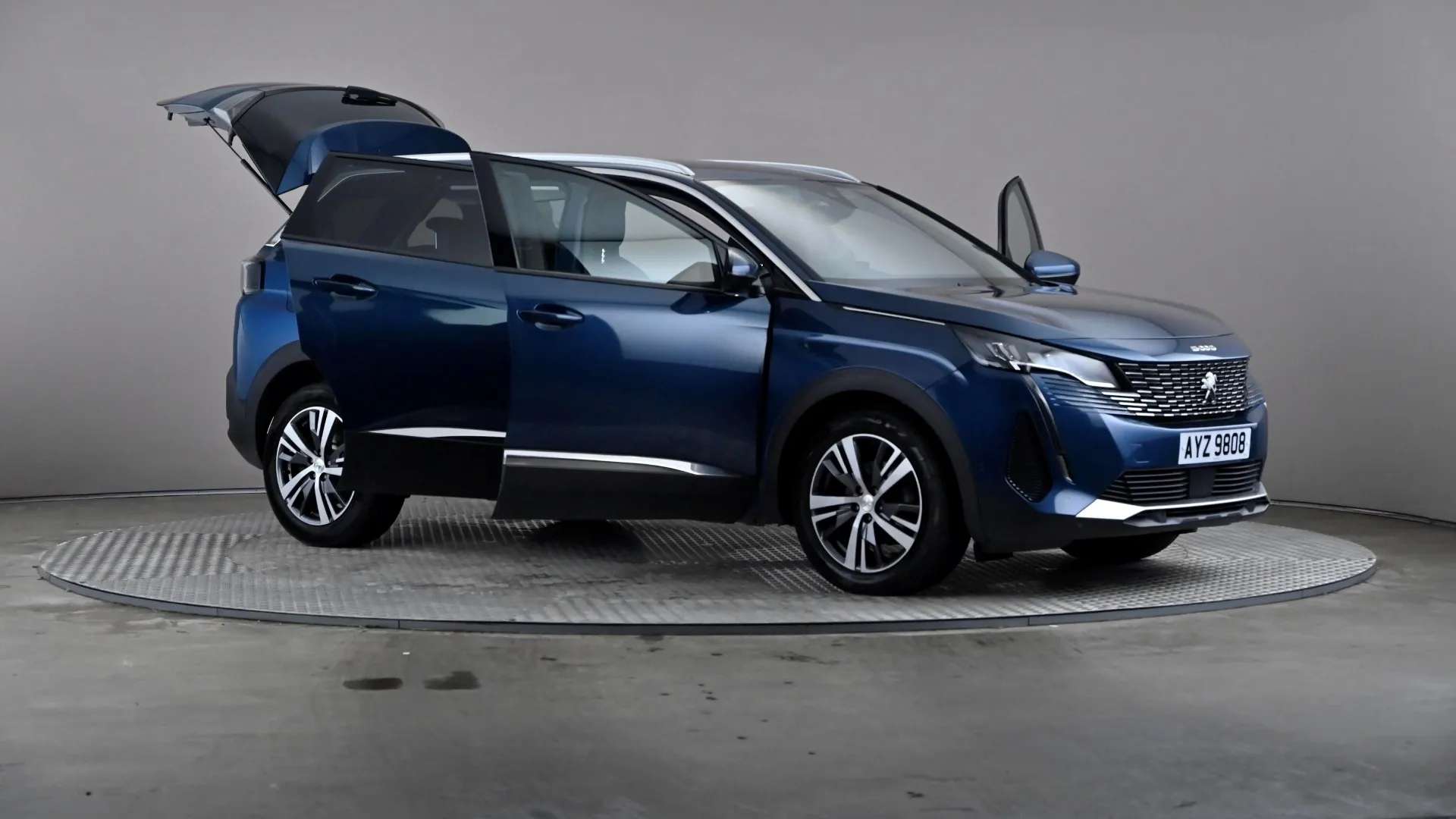 2021 PEUGEOT 5008 2021 PEUGEOT 5008