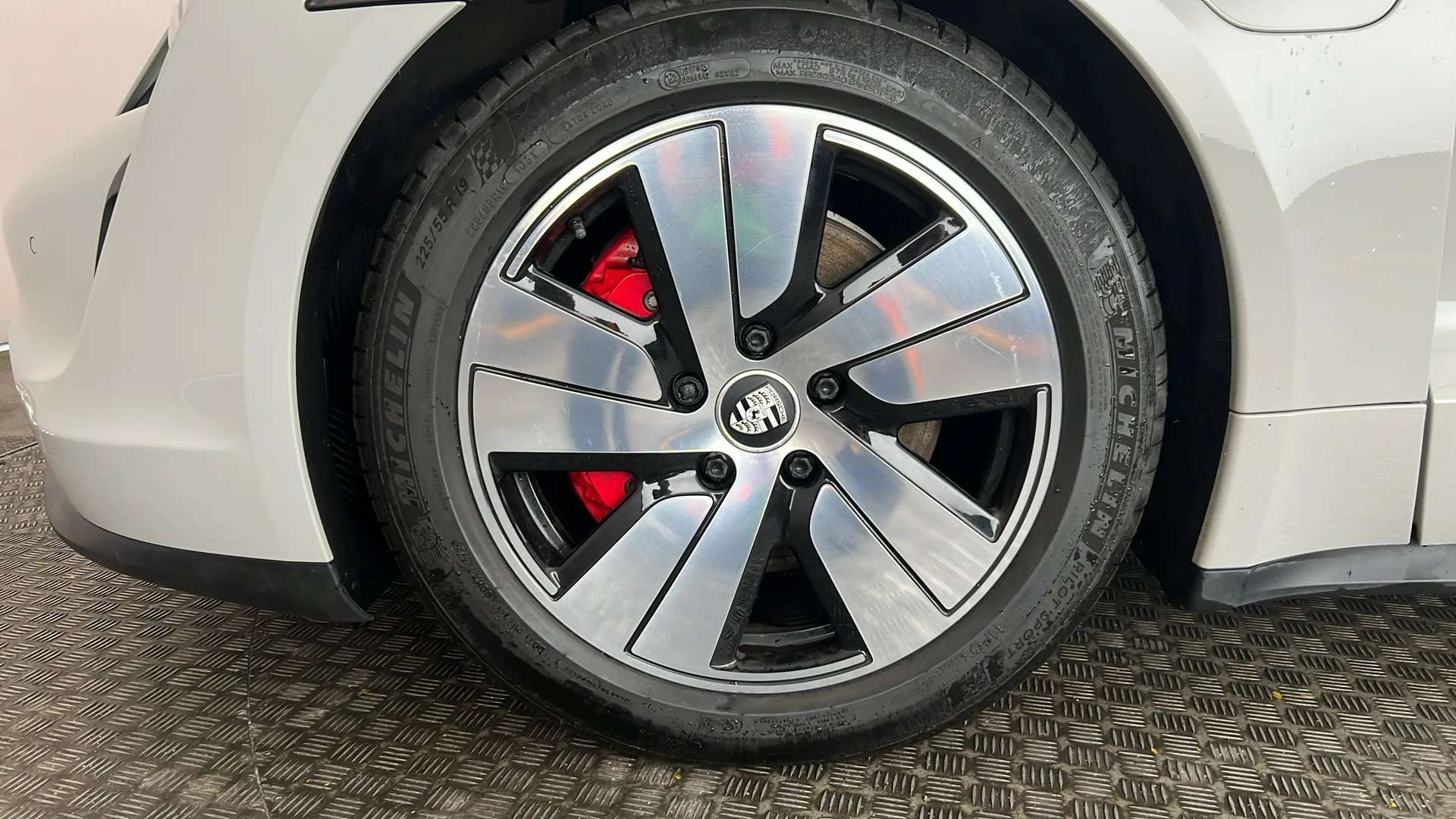 2021 PORSCHE TAYCAN 2021 PORSCHE TAYCAN