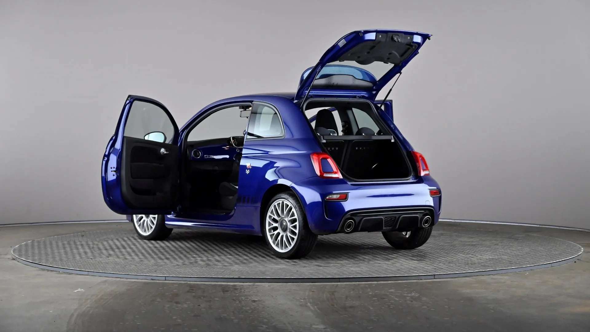 2018 ABARTH 595 2018 ABARTH 595