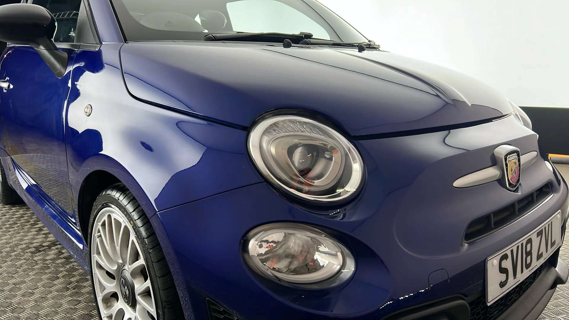 2018 ABARTH 595 2018 ABARTH 595