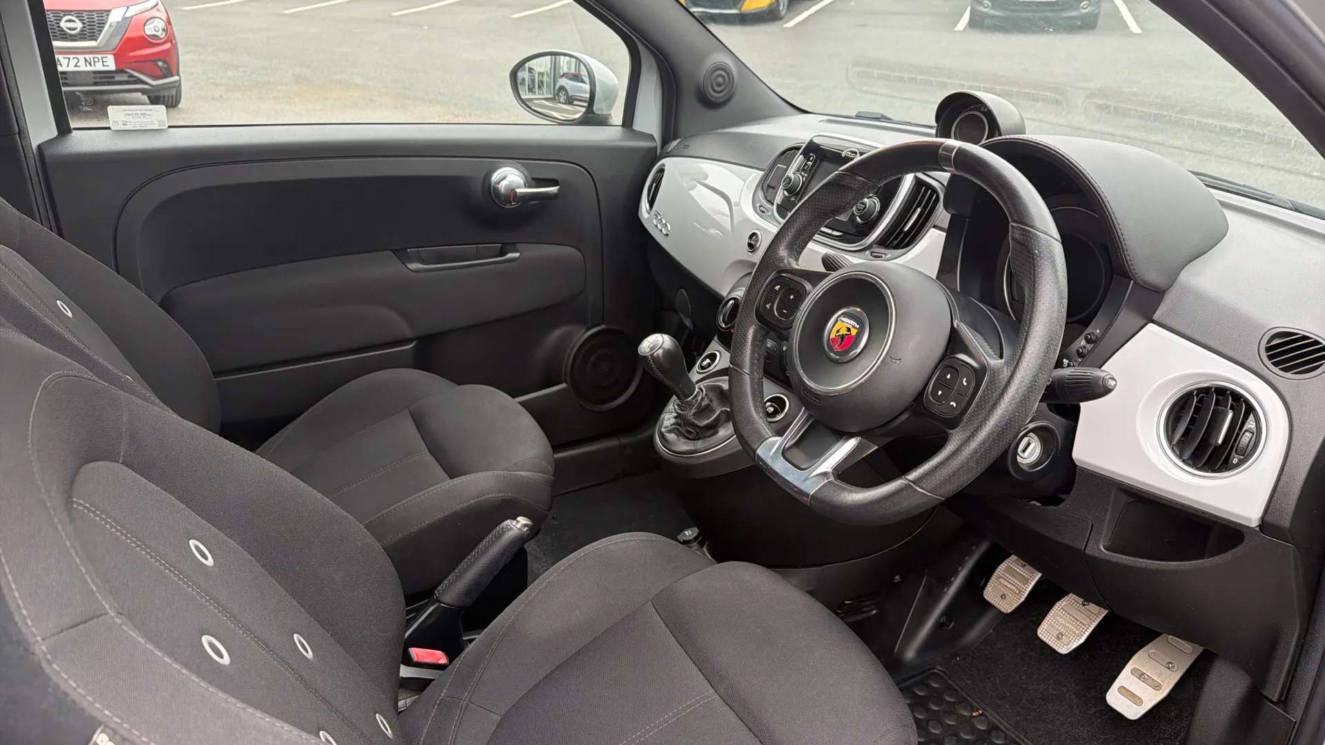 2019 ABARTH 595 2019 ABARTH 595