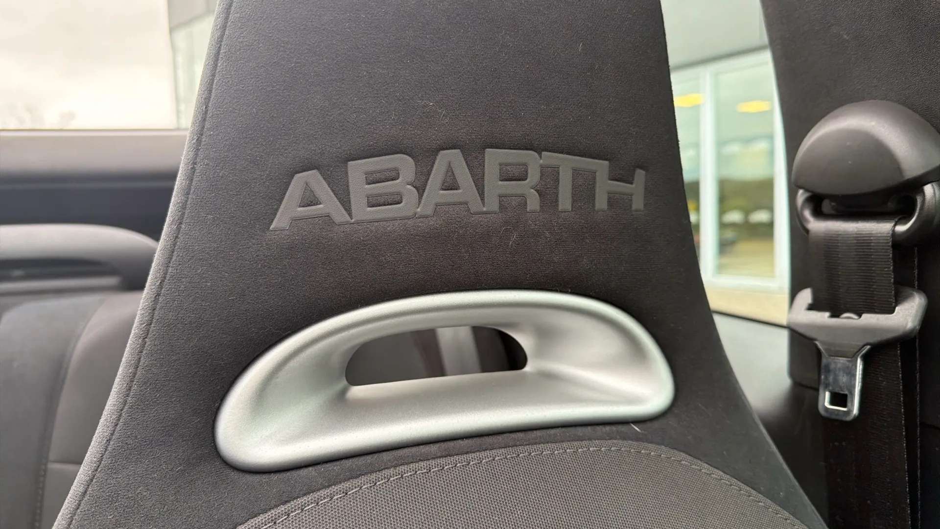 2019 ABARTH 595 2019 ABARTH 595