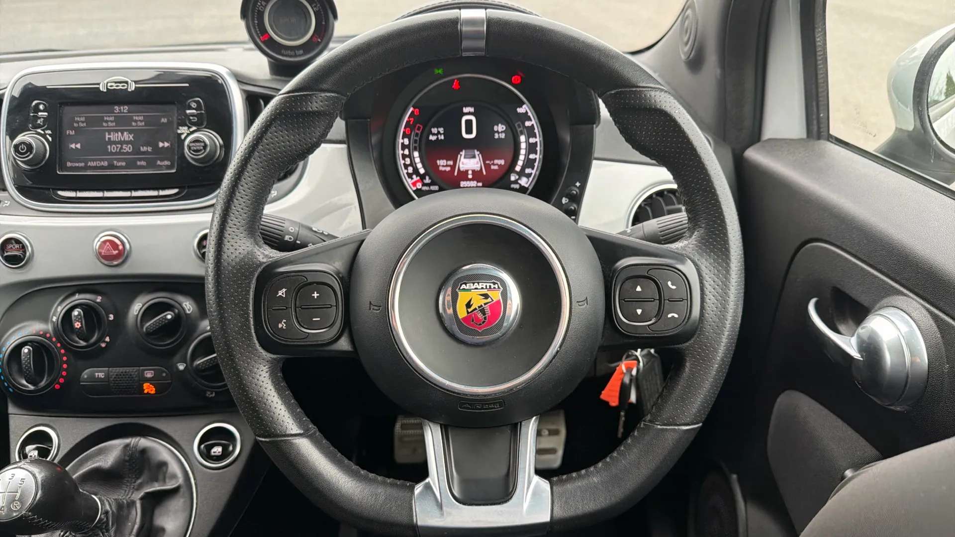 2019 ABARTH 595 2019 ABARTH 595