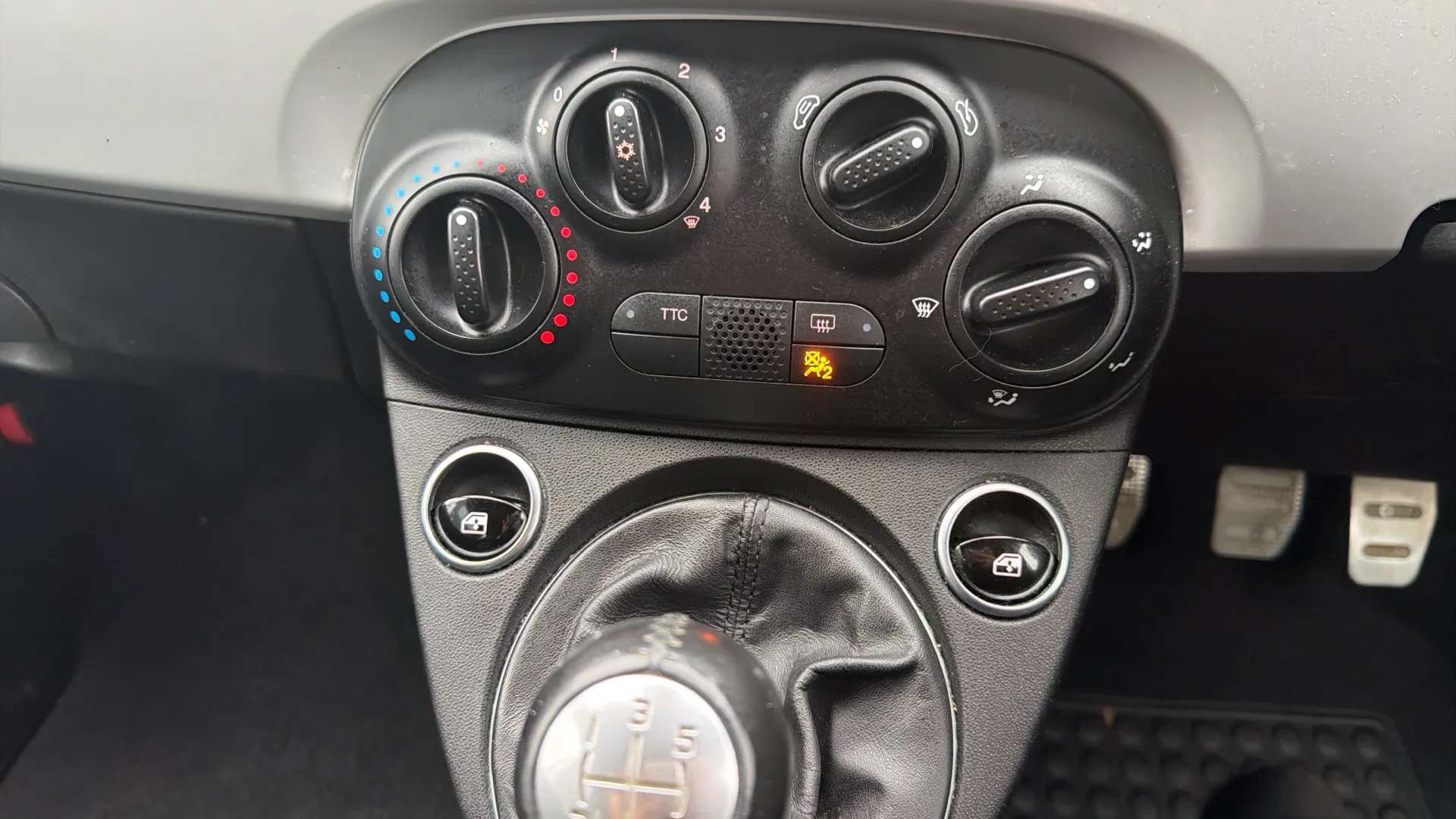 2019 ABARTH 595 2019 ABARTH 595