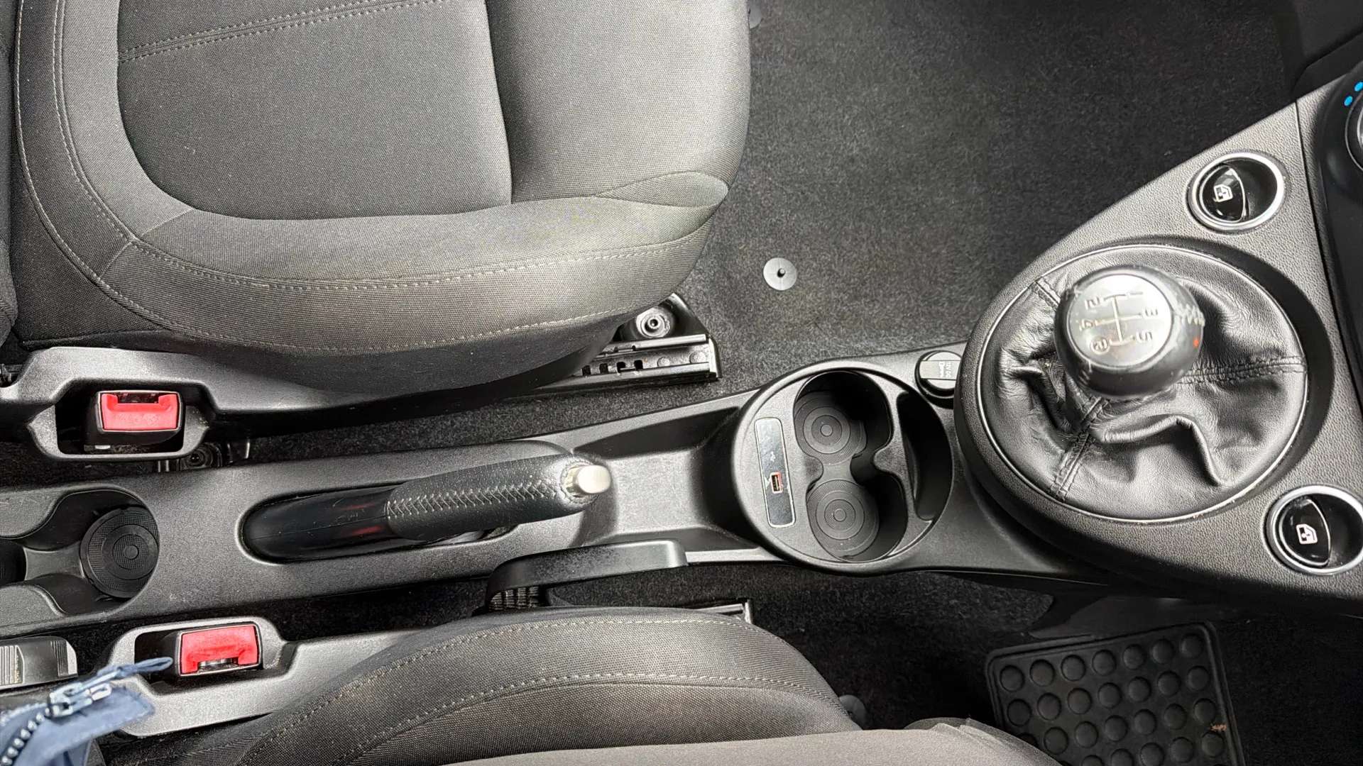 2019 ABARTH 595 2019 ABARTH 595