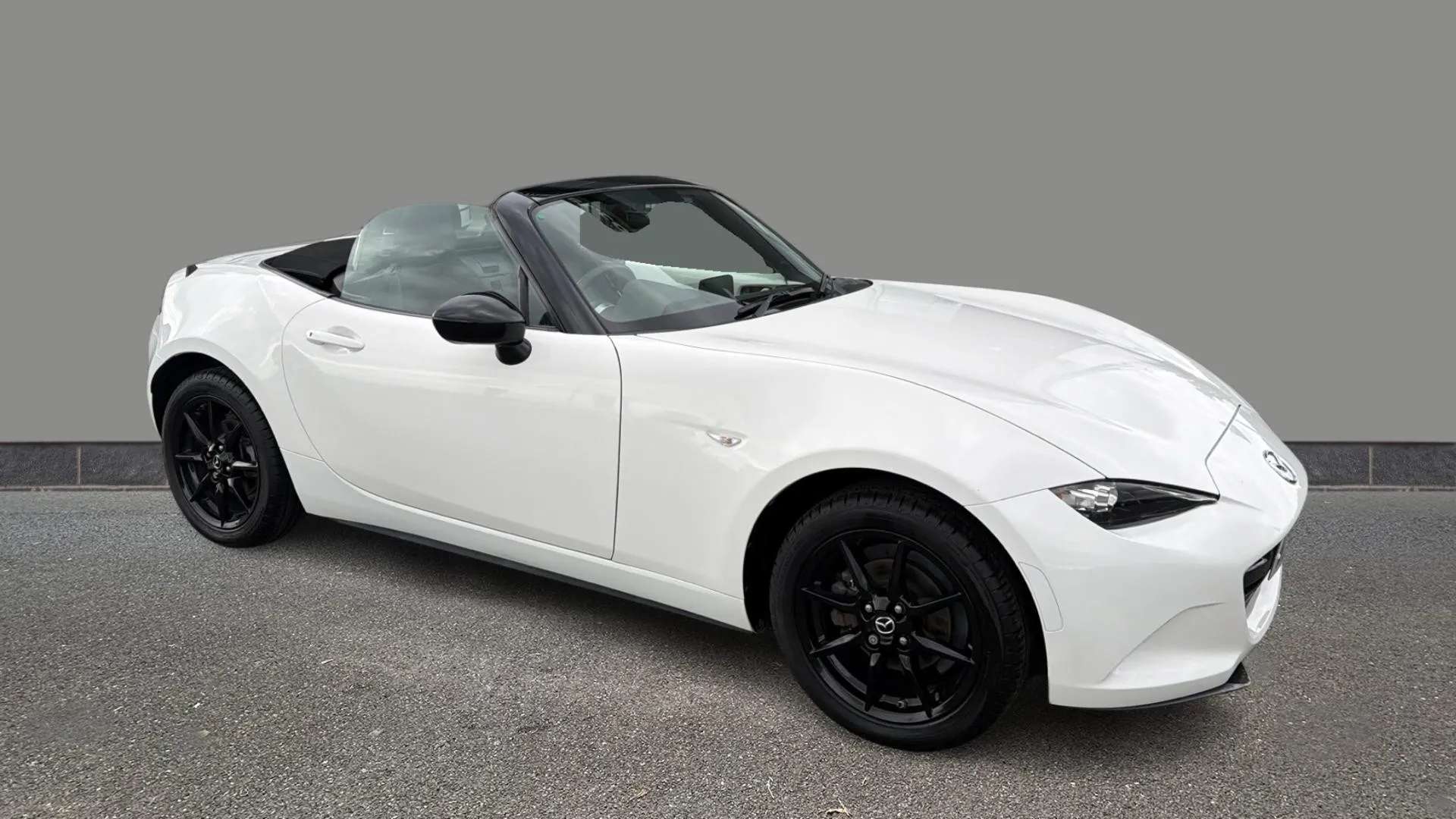 2018 MAZDA MX-5 2018 MAZDA MX-5