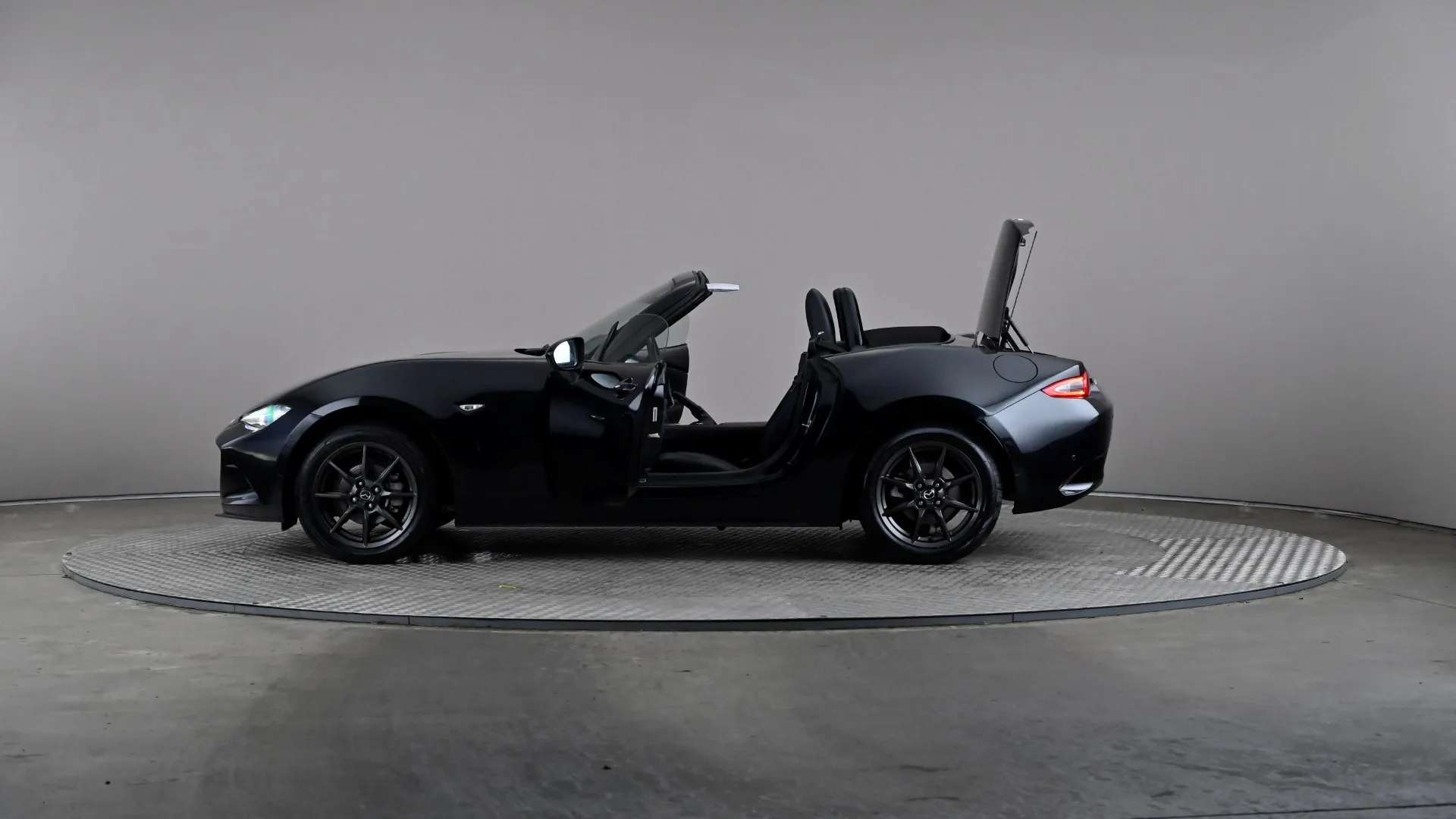 2015 MAZDA MX-5 2015 MAZDA MX-5