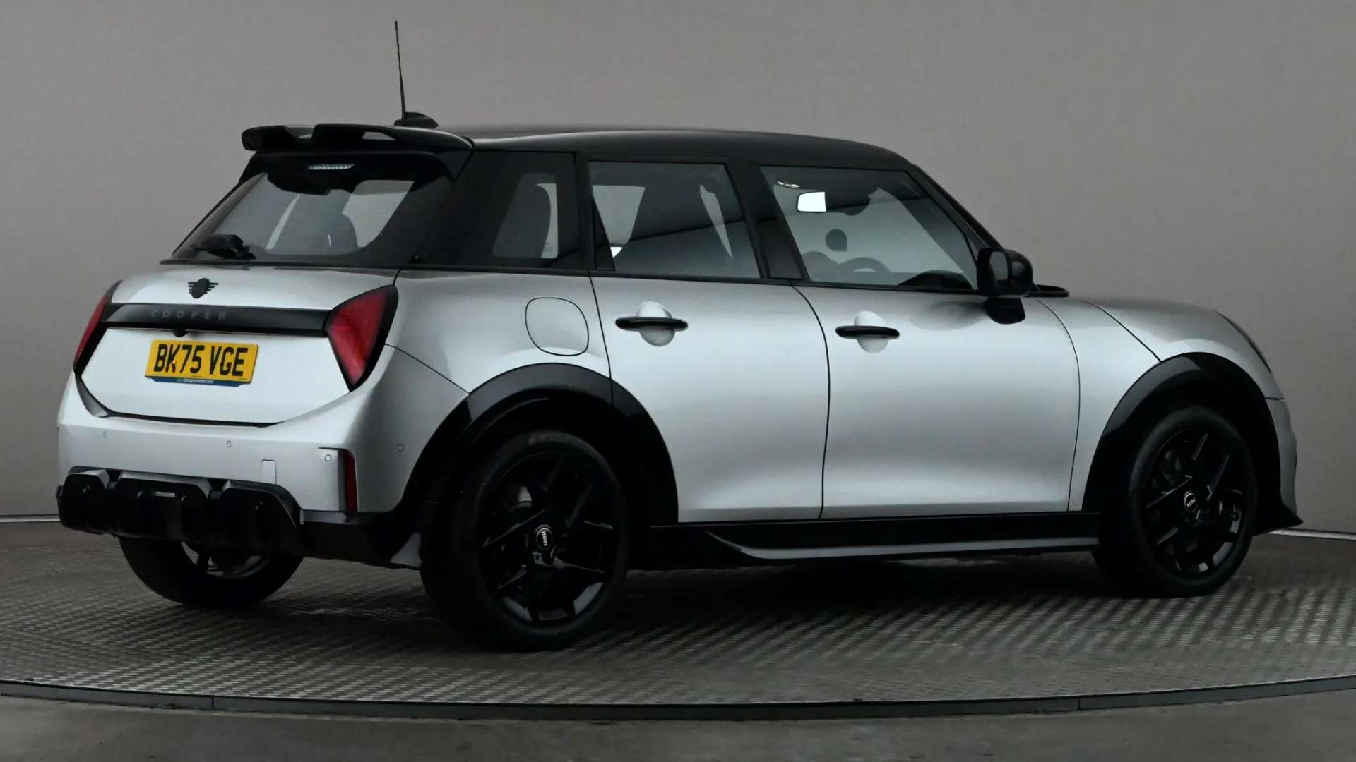 2025 MINI COOPER 2025 MINI COOPER