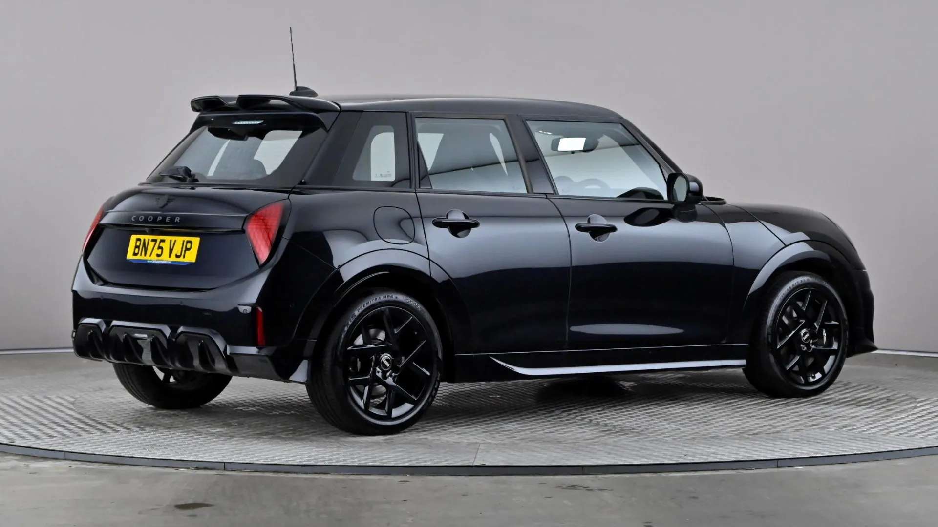 2025 MINI COOPER 2025 MINI COOPER