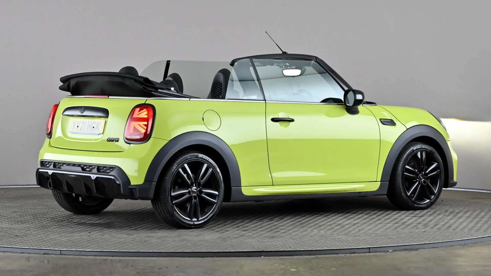 2021 MINI CONVERTIBLE 2021 MINI CONVERTIBLE