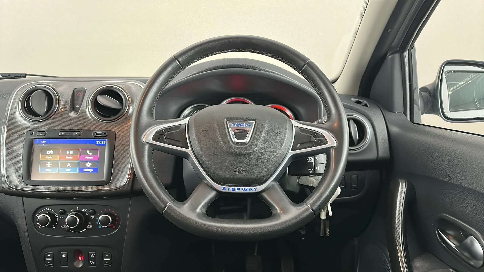2018 DACIA SANDERO STEPWAY 2018 DACIA SANDERO STEPWAY