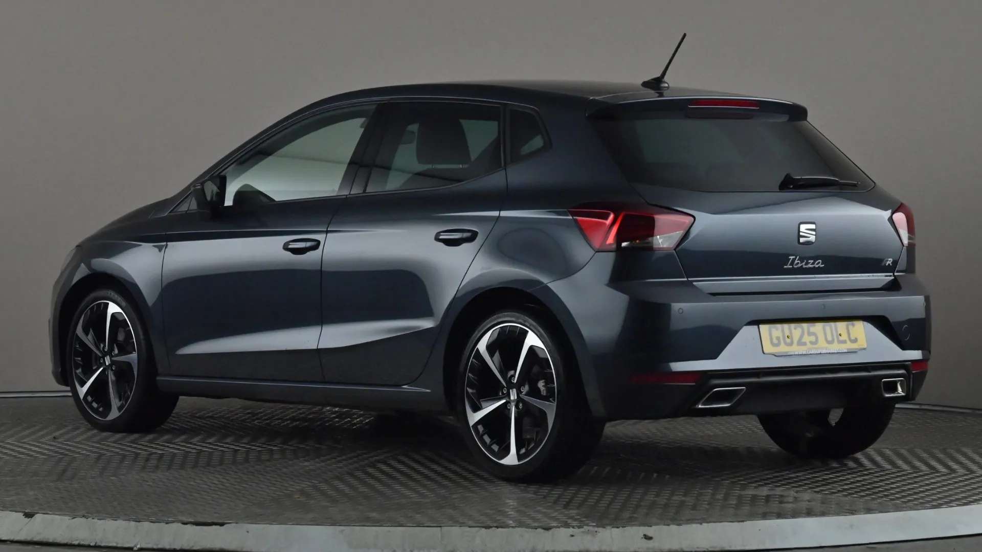 A 2025 SEAT IBIZA 1.0 TSI 115 FR Sport DSG A 2025 SEAT IBIZA 1.0 TSI 115 FR Sport DSG