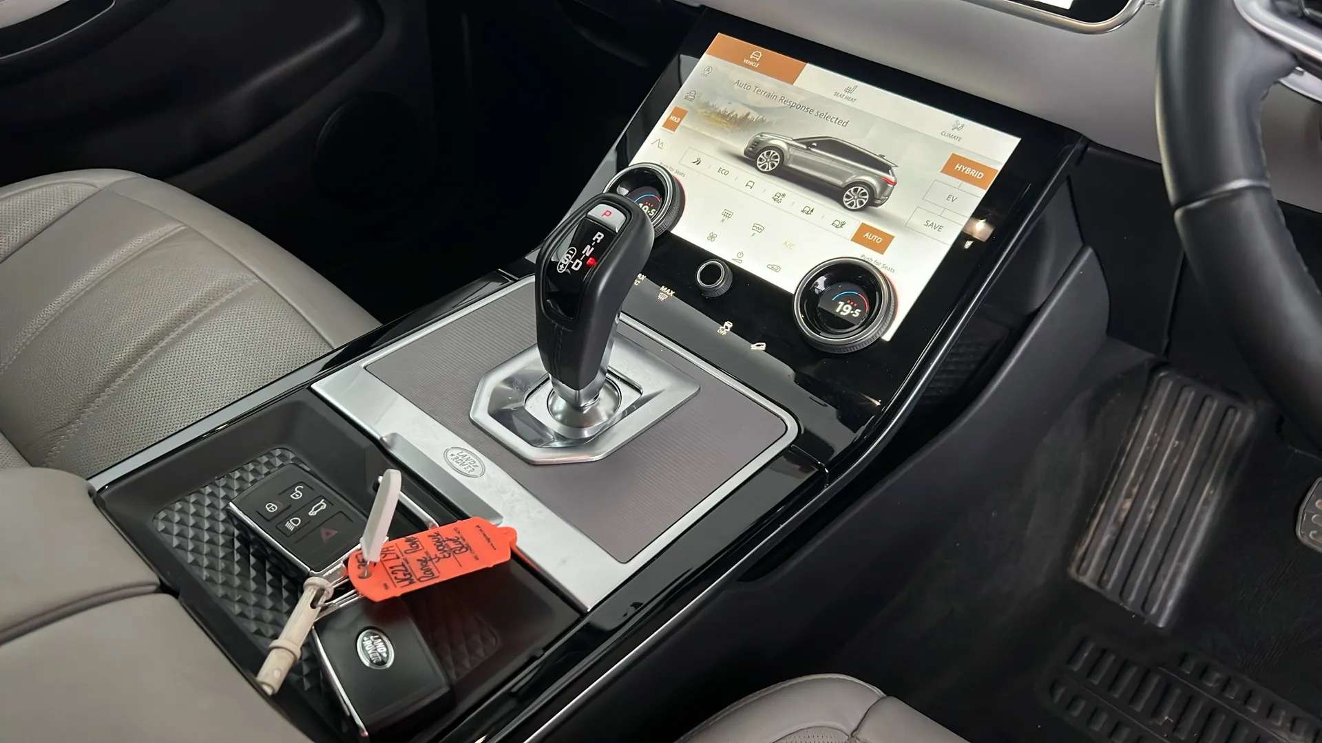 2021 LAND ROVER RANGE ROVER EVOQUE 2021 LAND ROVER RANGE ROVER EVOQUE