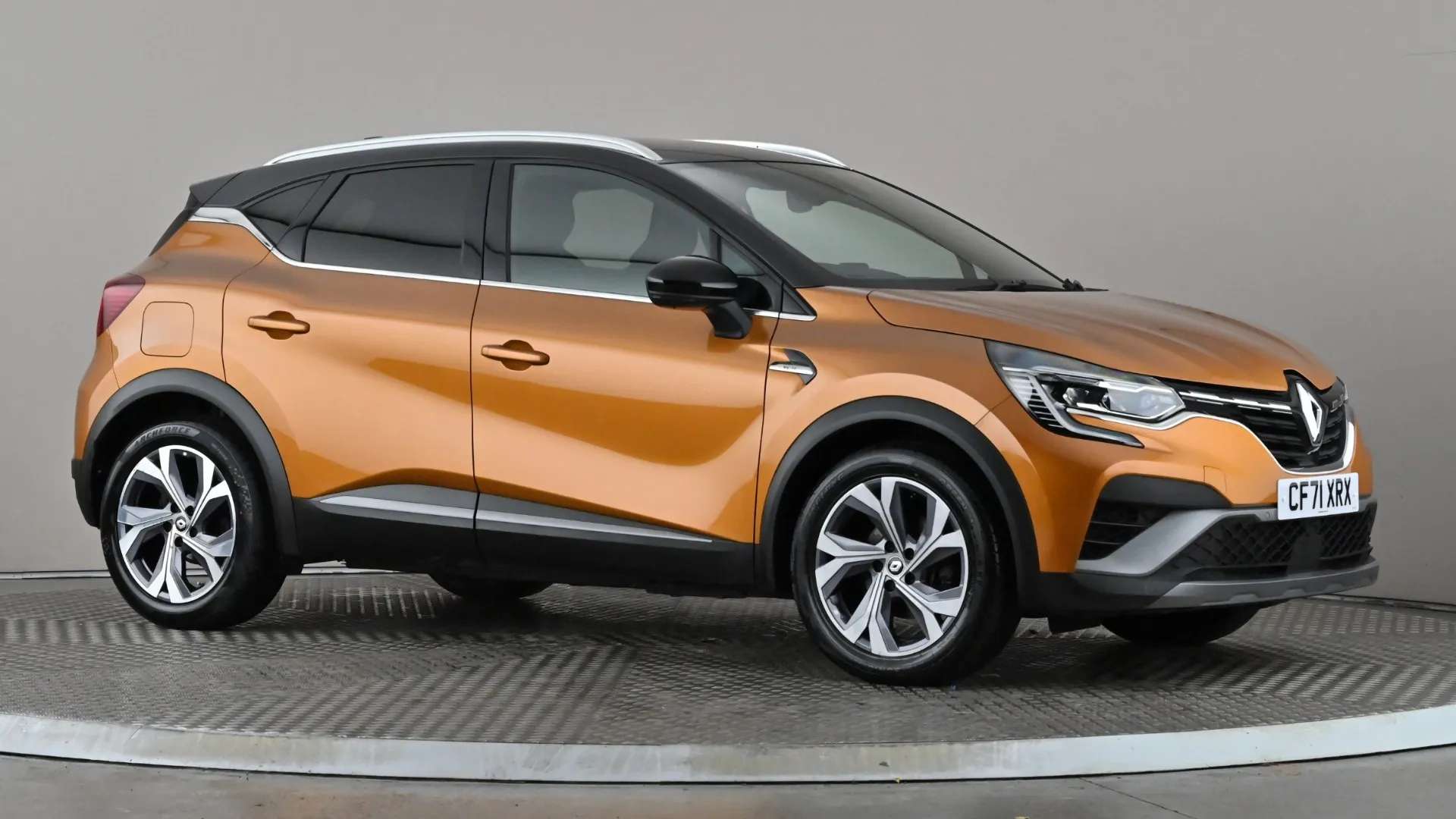 A 2022 RENAULT CAPTUR 1.6 E-TECH Hybrid 145 R.S. Line Auto A 2022 RENAULT CAPTUR 1.6 E-TECH Hybrid 145 R.S. Line Auto