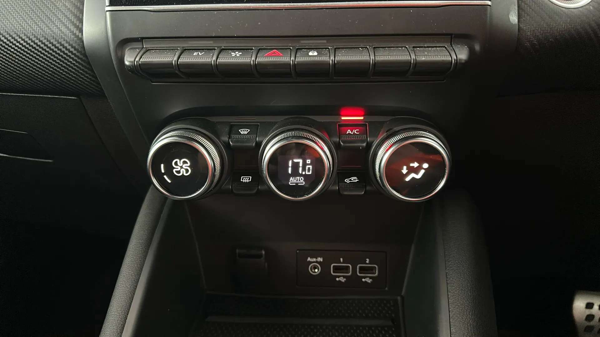 2022 RENAULT CAPTUR 2022 RENAULT CAPTUR
