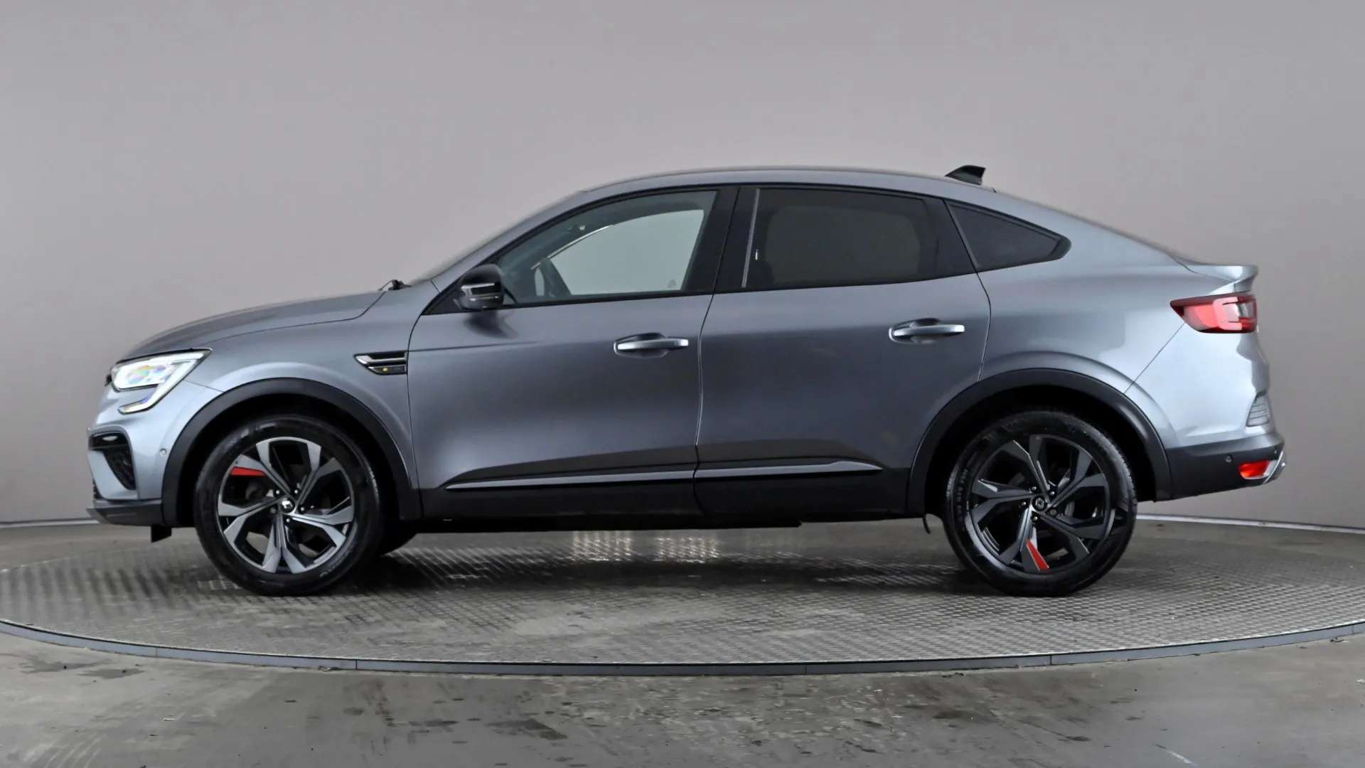 A 2022 RENAULT ARKANA 1.6 E-TECH Hybrid 145 R.S. Line Auto A 2022 RENAULT ARKANA 1.6 E-TECH Hybrid 145 R.S. Line Auto