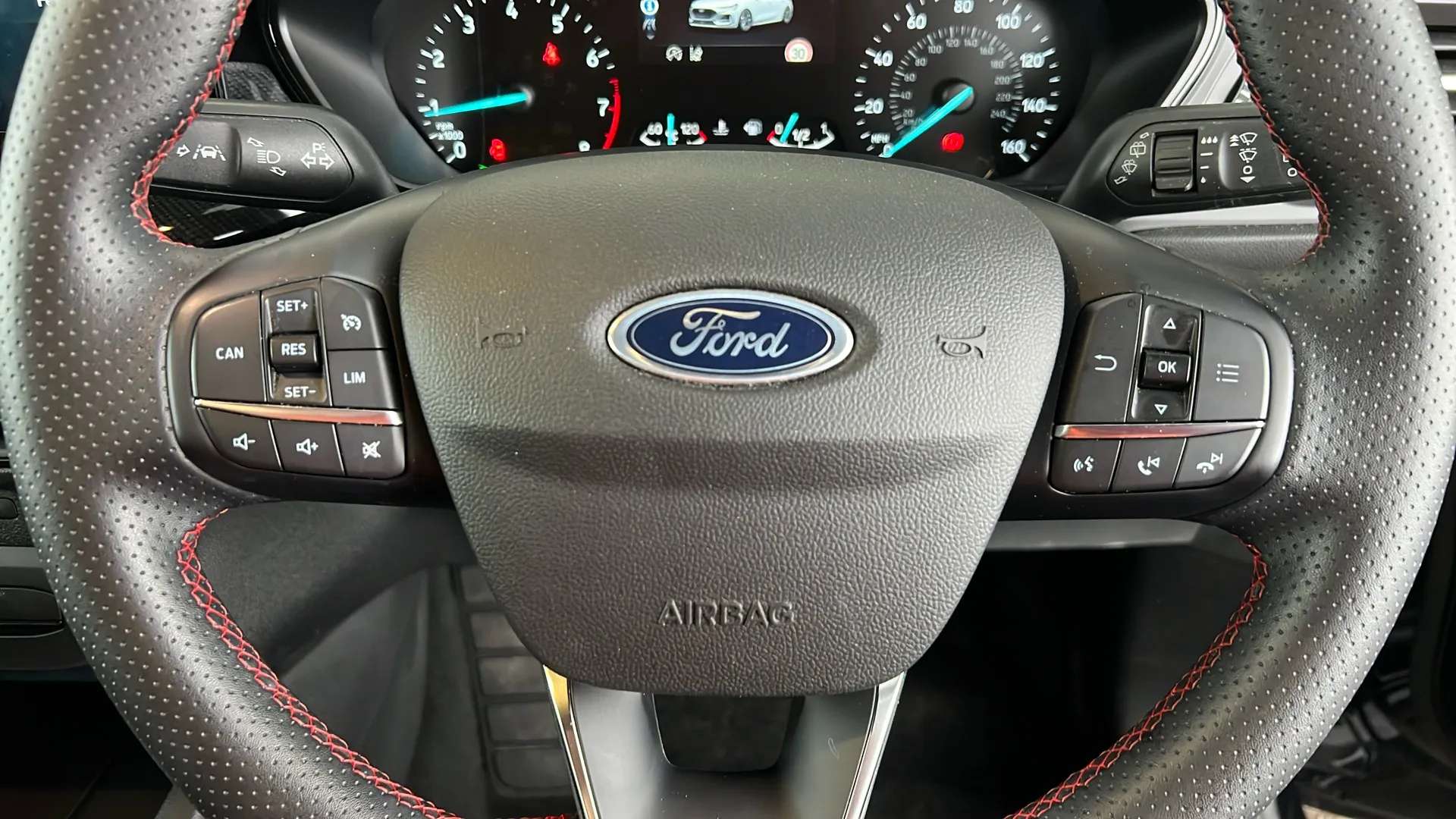 2024 FORD FOCUS 2024 FORD FOCUS