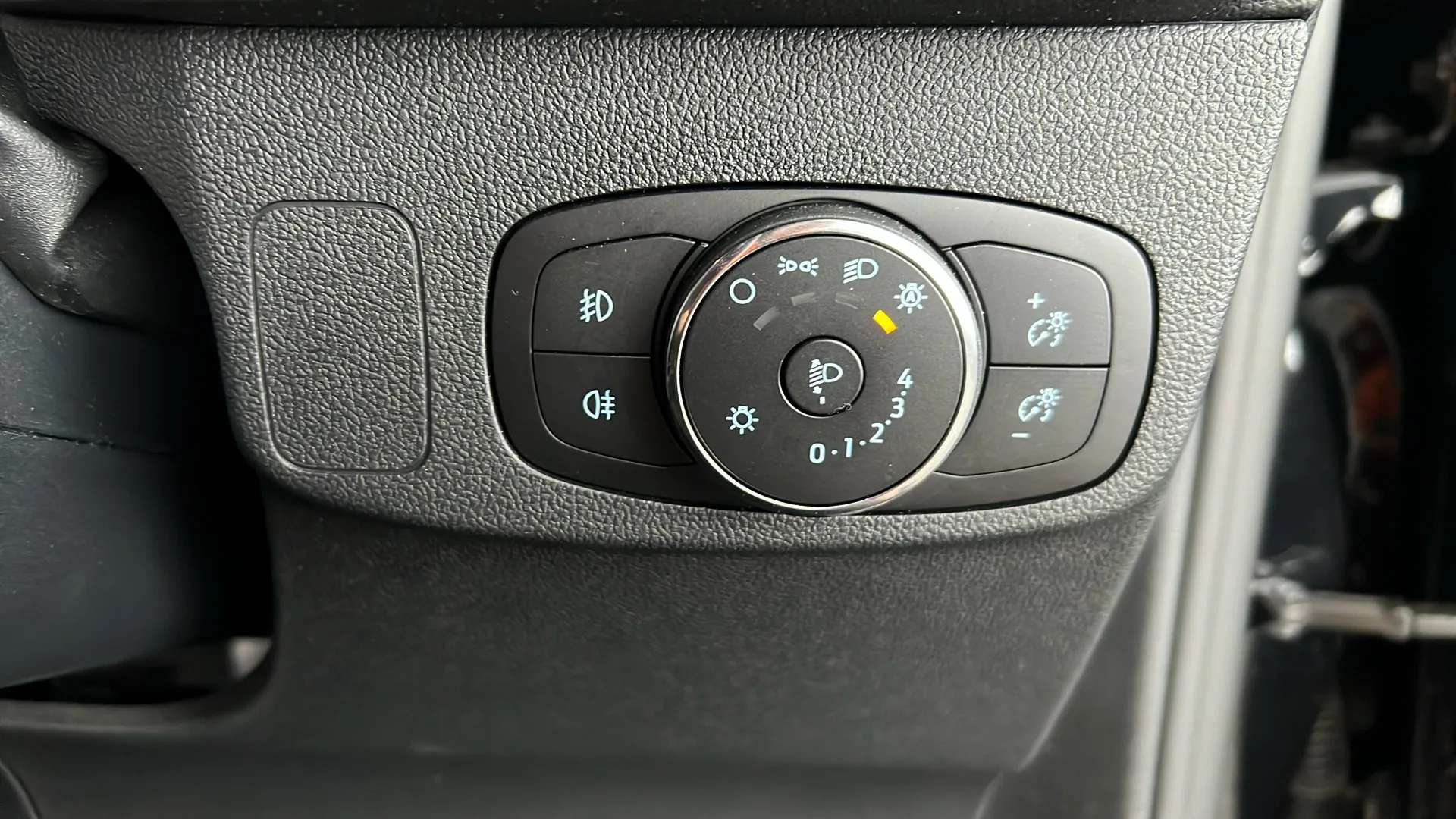 2024 FORD FOCUS 2024 FORD FOCUS