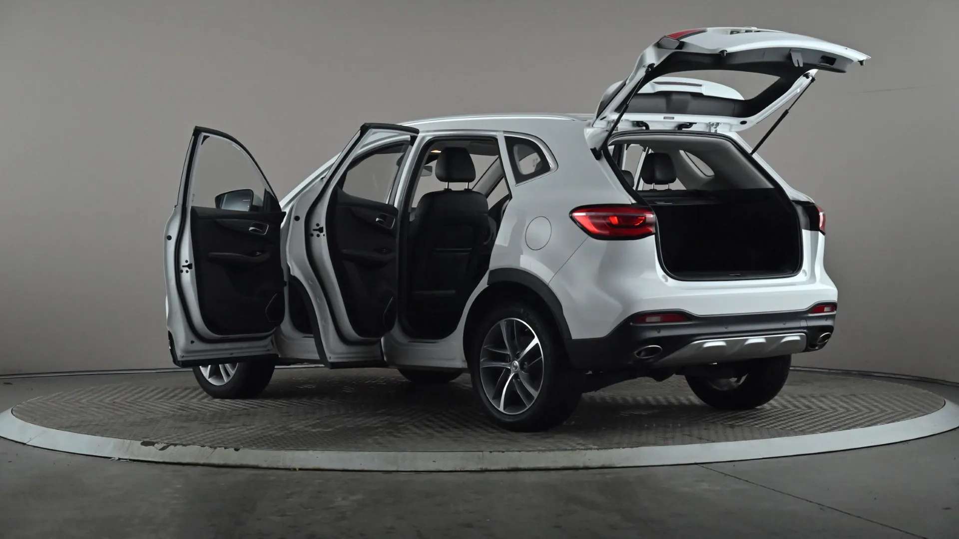 2022 MG MOTOR UK HS 2022 MG MOTOR UK HS