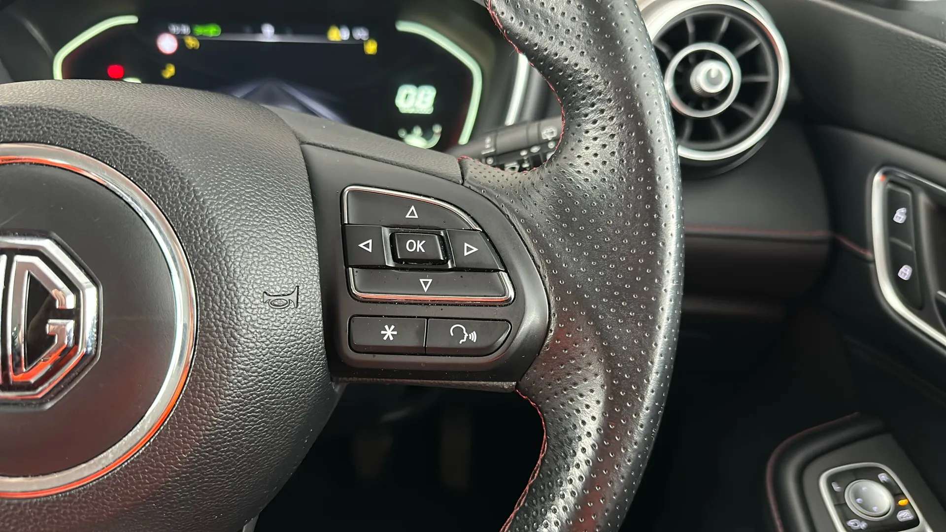 2023 MG MOTOR UK HS 2023 MG MOTOR UK HS