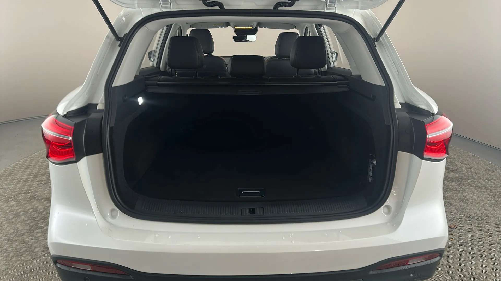 2023 MG MOTOR UK HS 2023 MG MOTOR UK HS