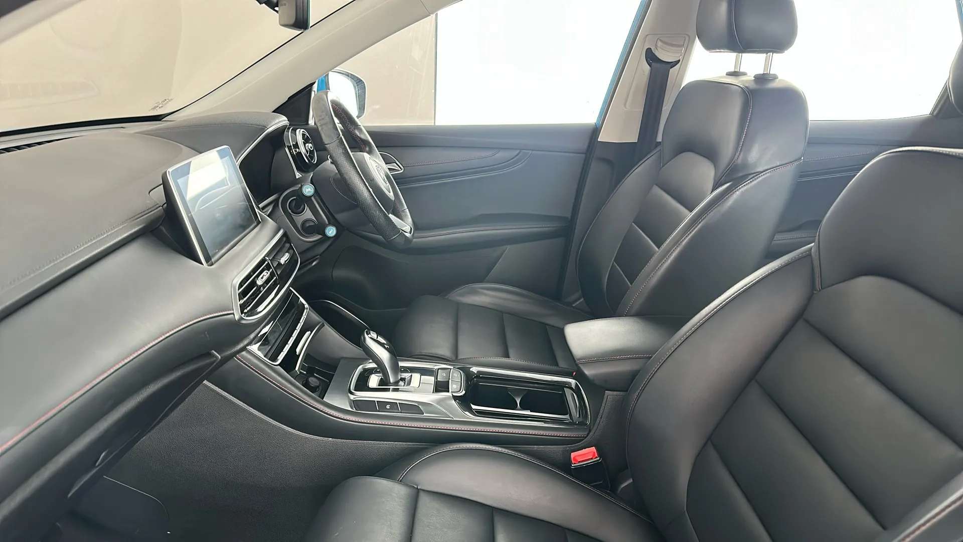2023 MG MOTOR UK HS 2023 MG MOTOR UK HS