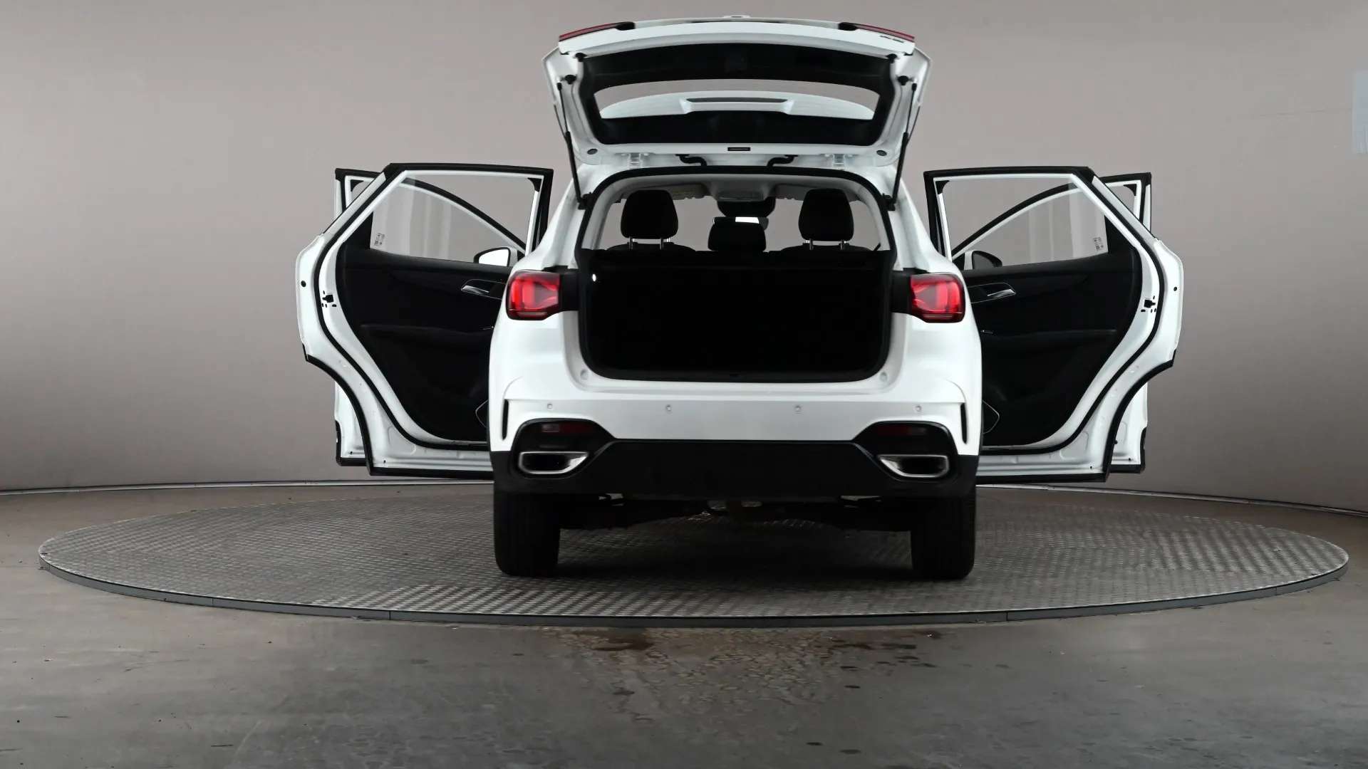2023 MG MOTOR UK HS 2023 MG MOTOR UK HS
