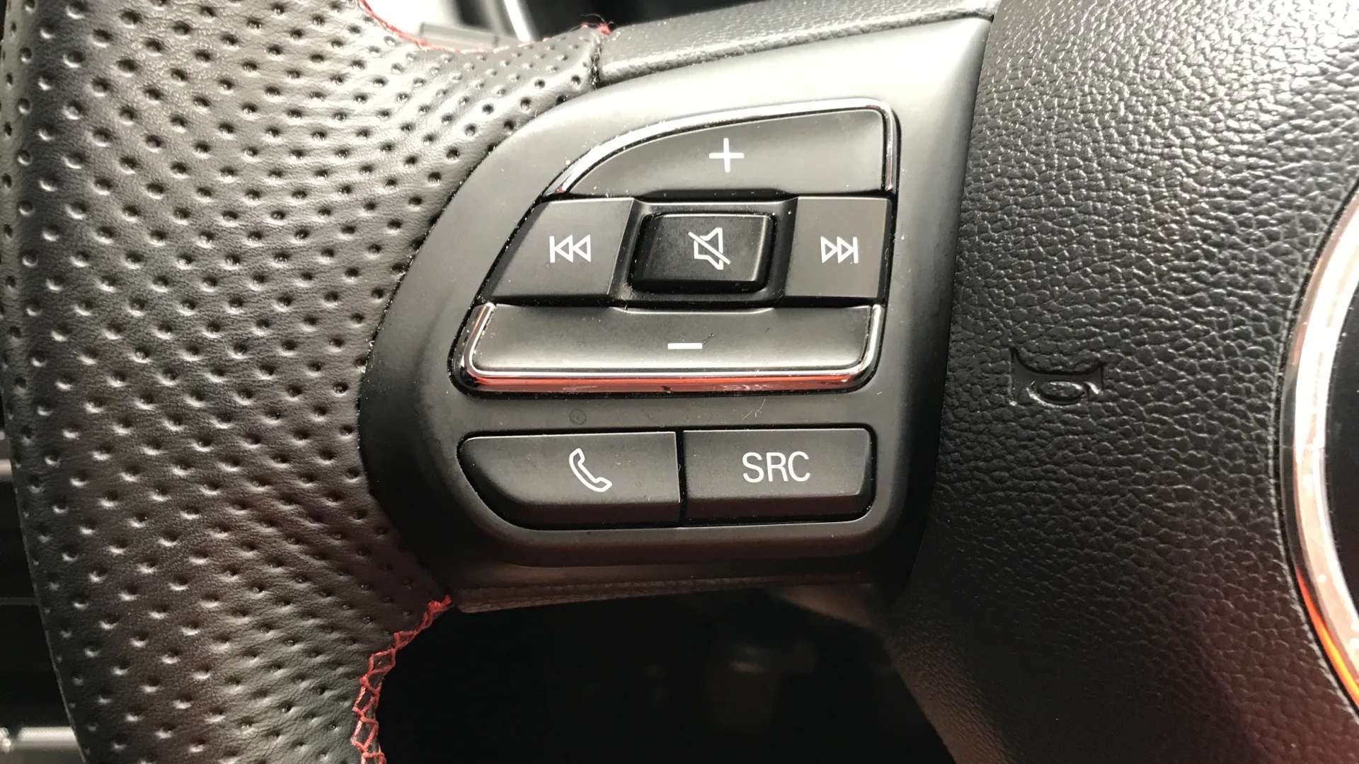 2024 MG MOTOR UK HS 2024 MG MOTOR UK HS