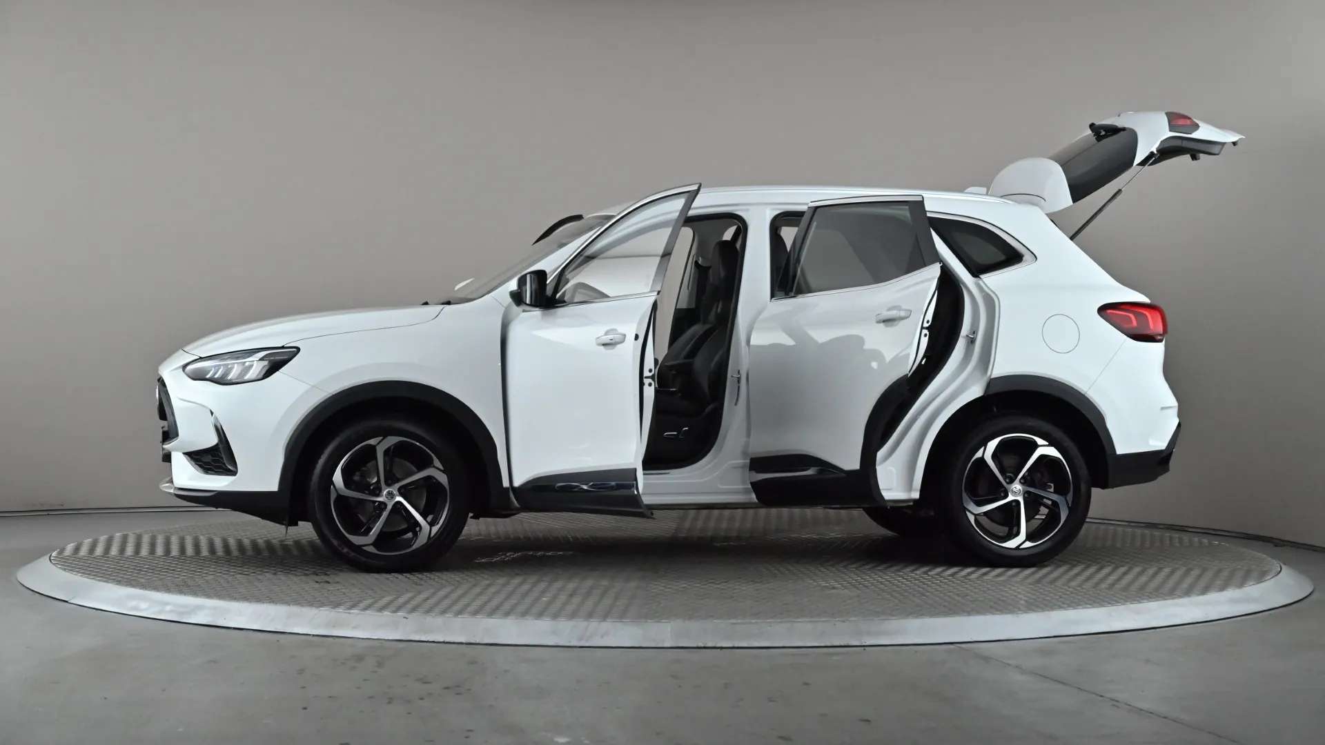 2023 MG MOTOR UK HS 2023 MG MOTOR UK HS