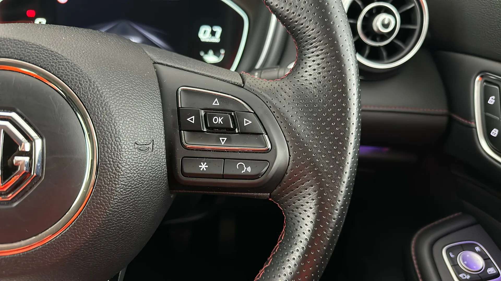 2023 MG MOTOR UK HS 2023 MG MOTOR UK HS