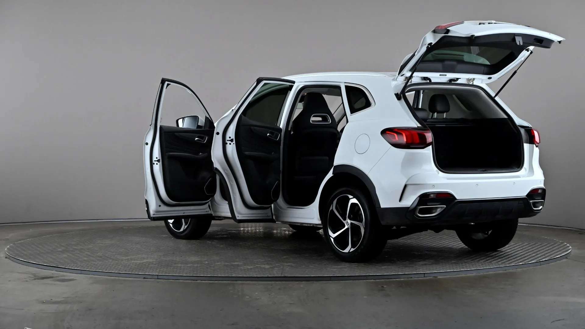 2024 MG MOTOR UK HS 2024 MG MOTOR UK HS