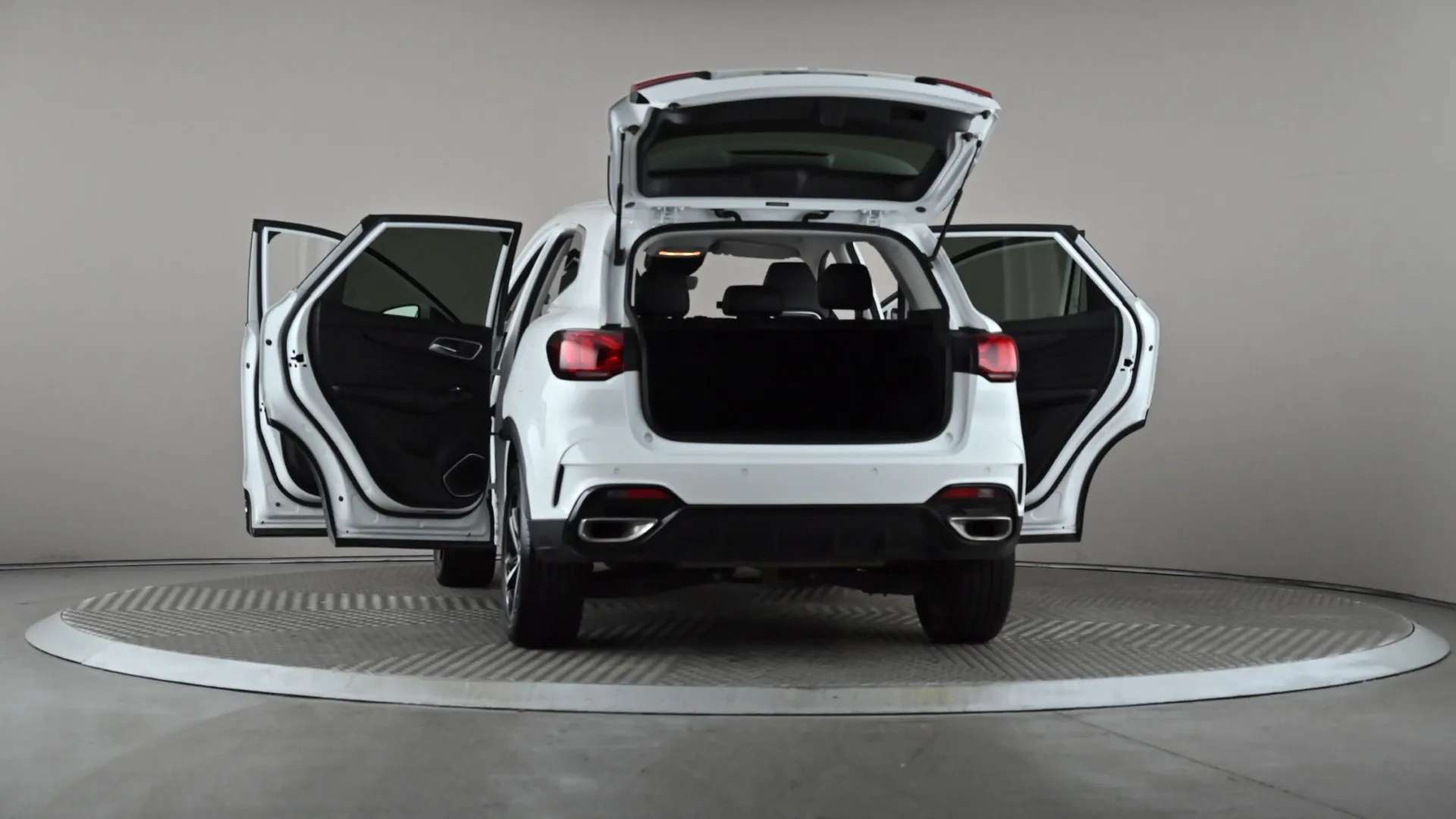 2023 MG MOTOR UK HS 2023 MG MOTOR UK HS