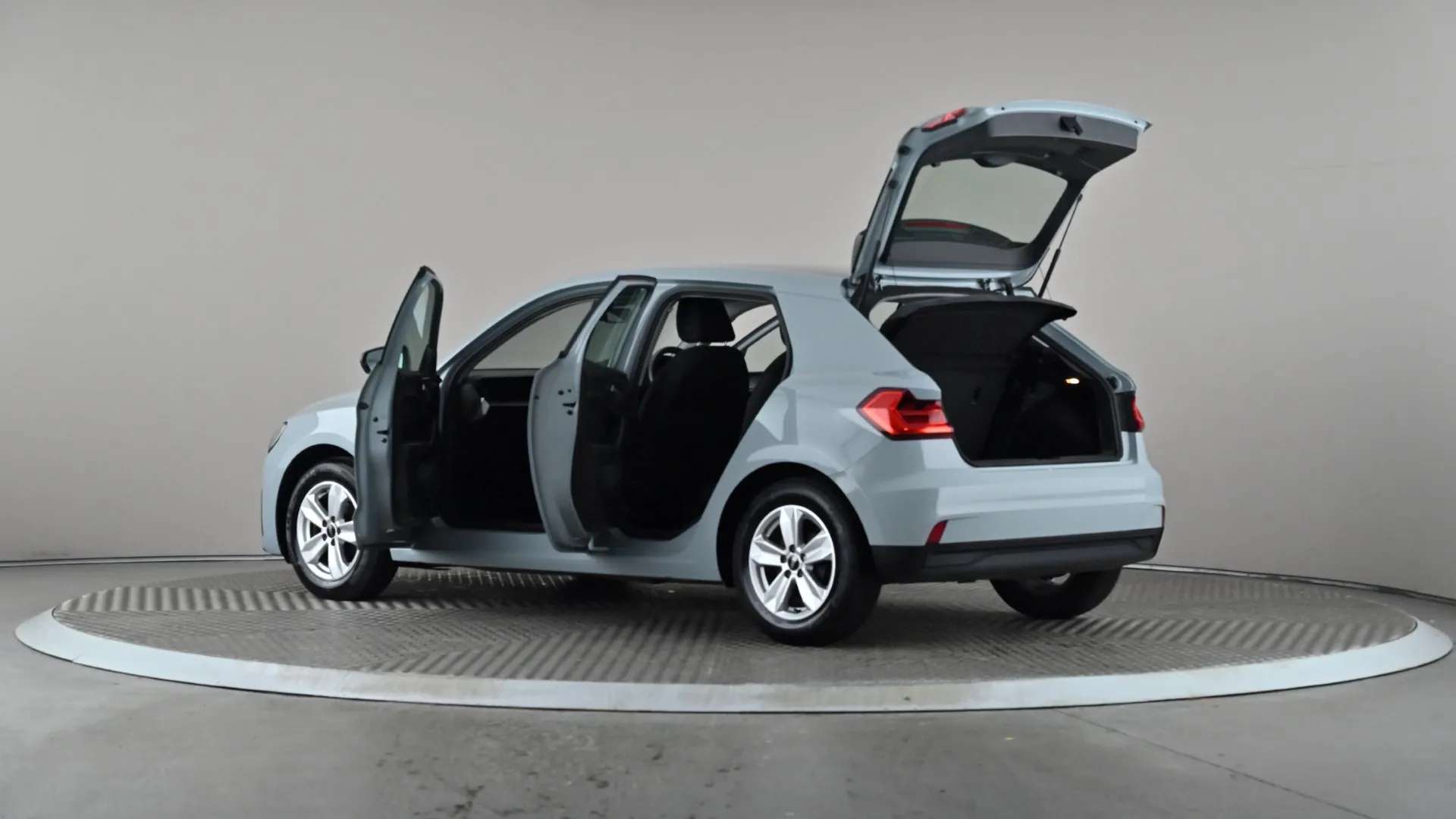 2023 AUDI A1 2023 AUDI A1