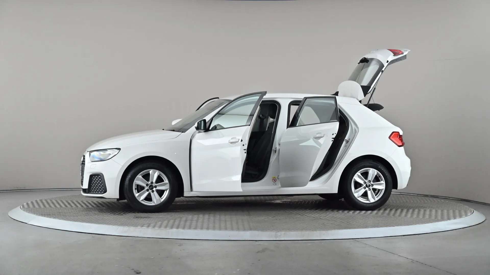 2022 AUDI A1 2022 AUDI A1