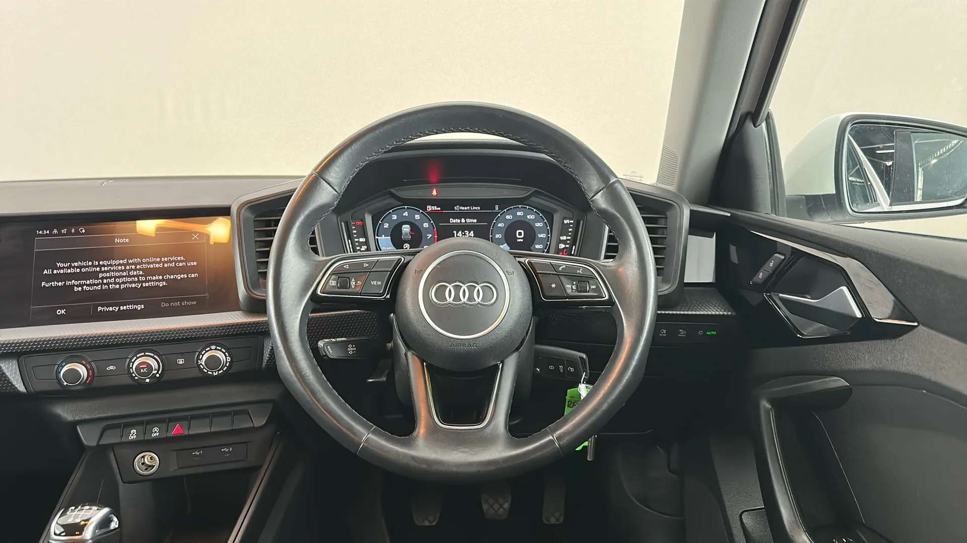 2022 AUDI A1 2022 AUDI A1