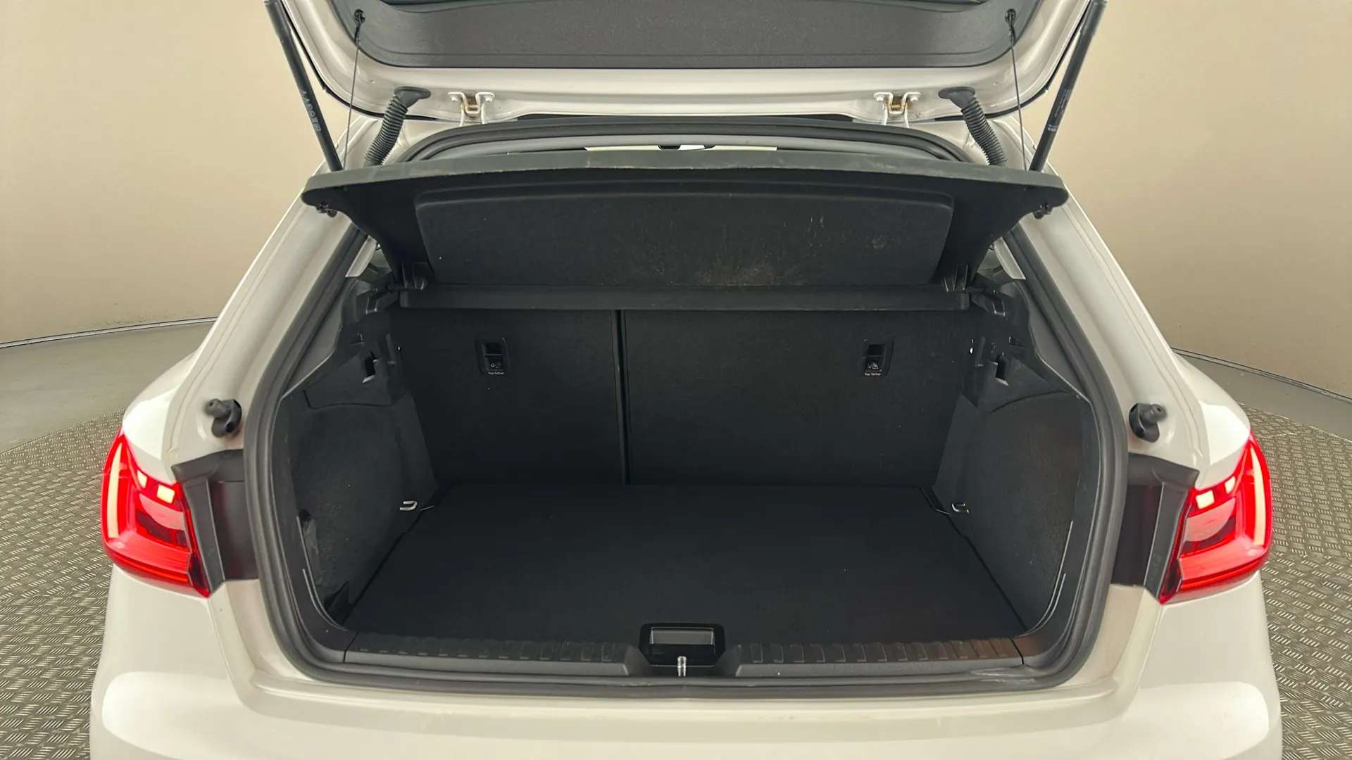 2022 AUDI A1 2022 AUDI A1