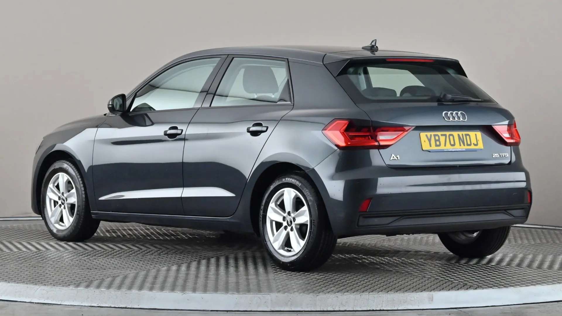 A 2021 AUDI A1 25 TFSI Technik A 2021 AUDI A1 25 TFSI Technik