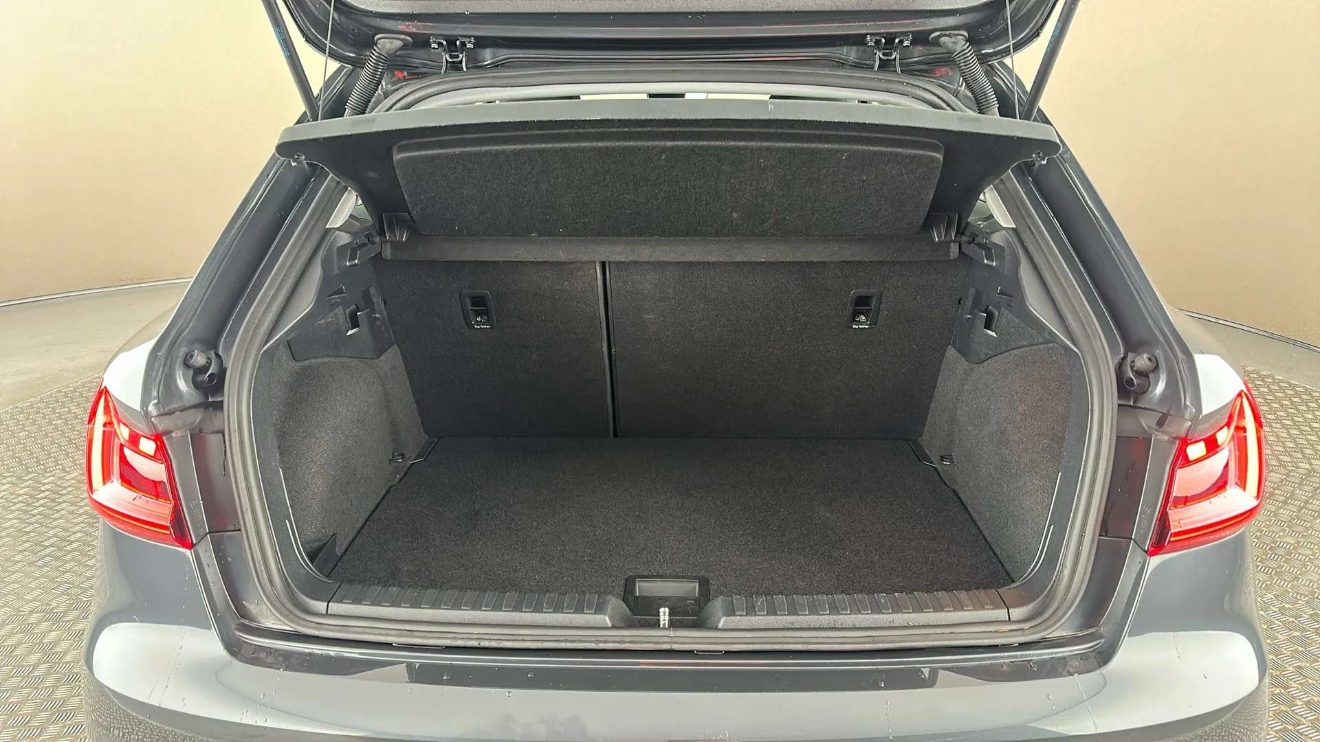 2021 AUDI A1 2021 AUDI A1