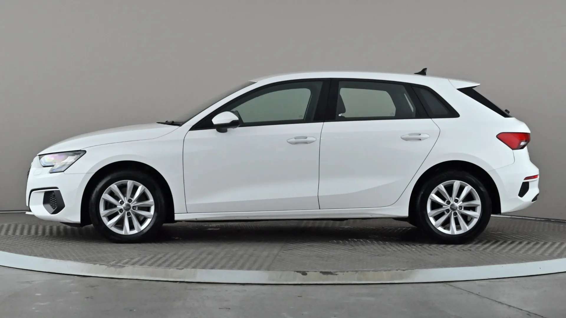 A 2020 AUDI A3 35 TFSI Technik A 2020 AUDI A3 35 TFSI Technik