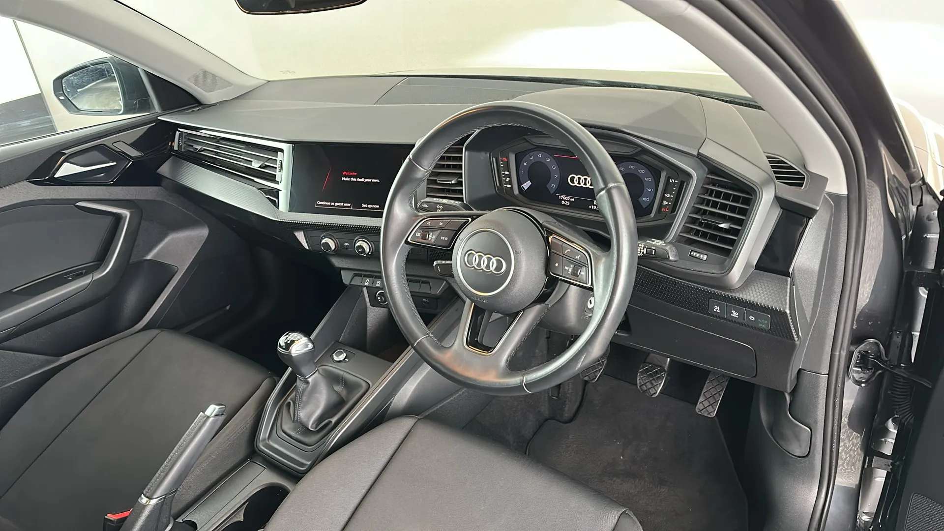 2023 AUDI A1 2023 AUDI A1
