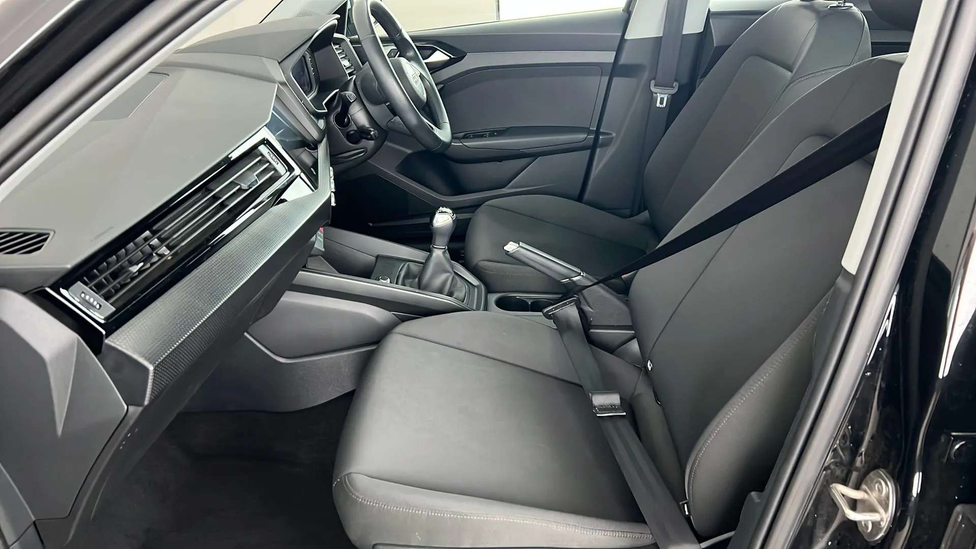 2023 AUDI A1 2023 AUDI A1