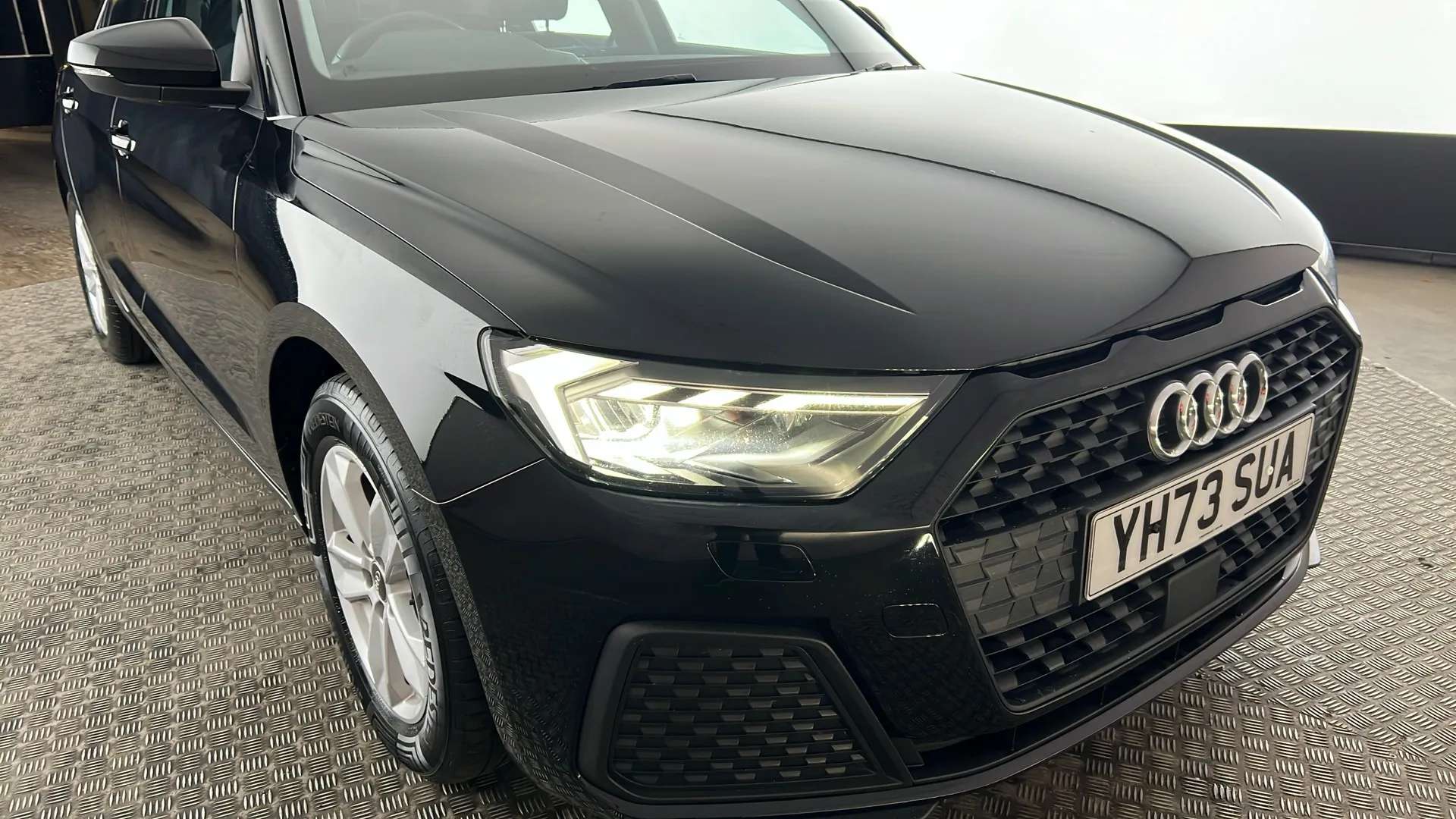 2023 AUDI A1 2023 AUDI A1