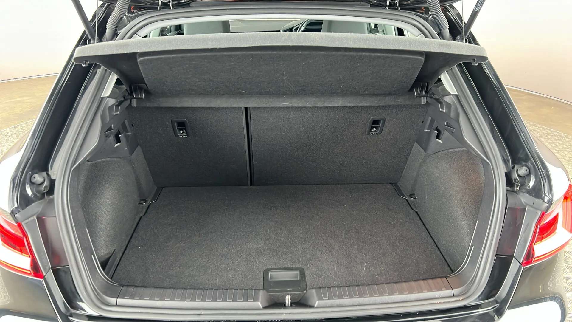 2023 AUDI A1 2023 AUDI A1