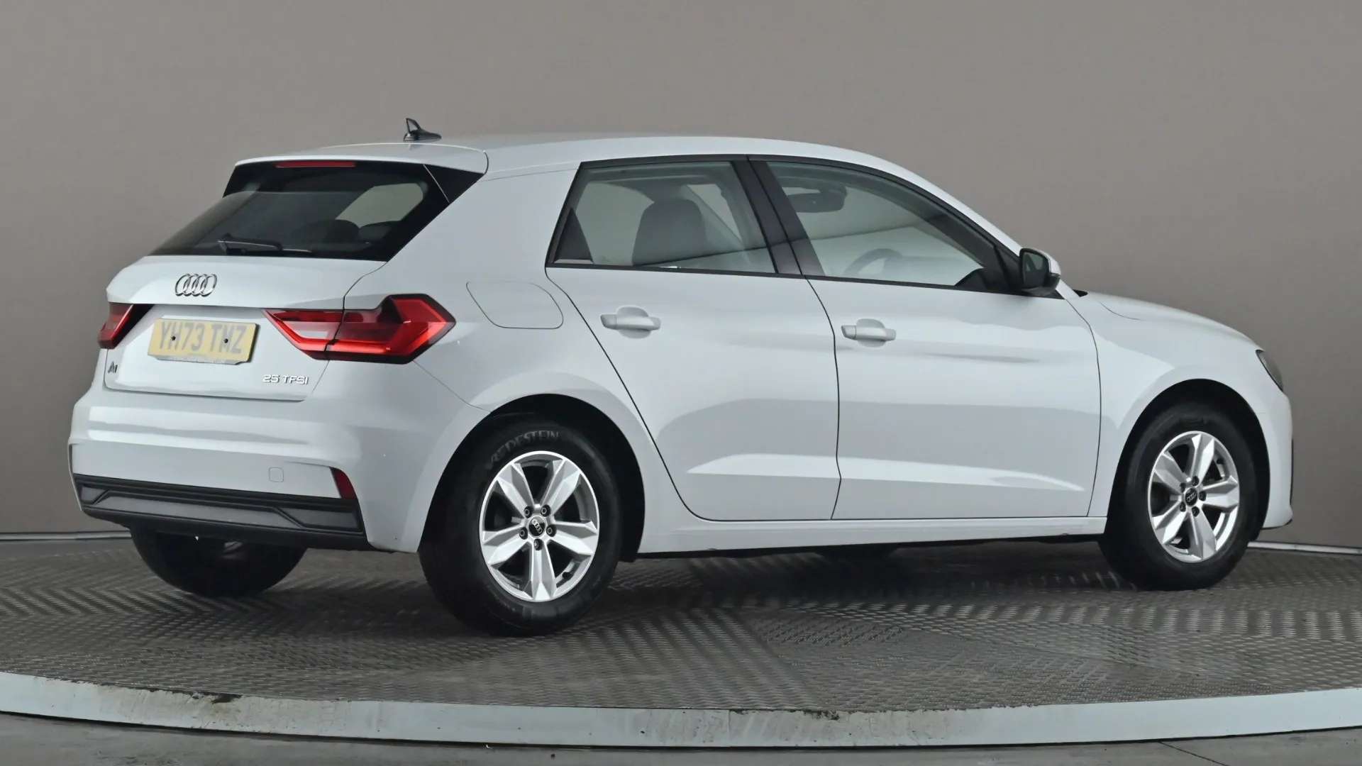 2023 AUDI A1 2023 AUDI A1