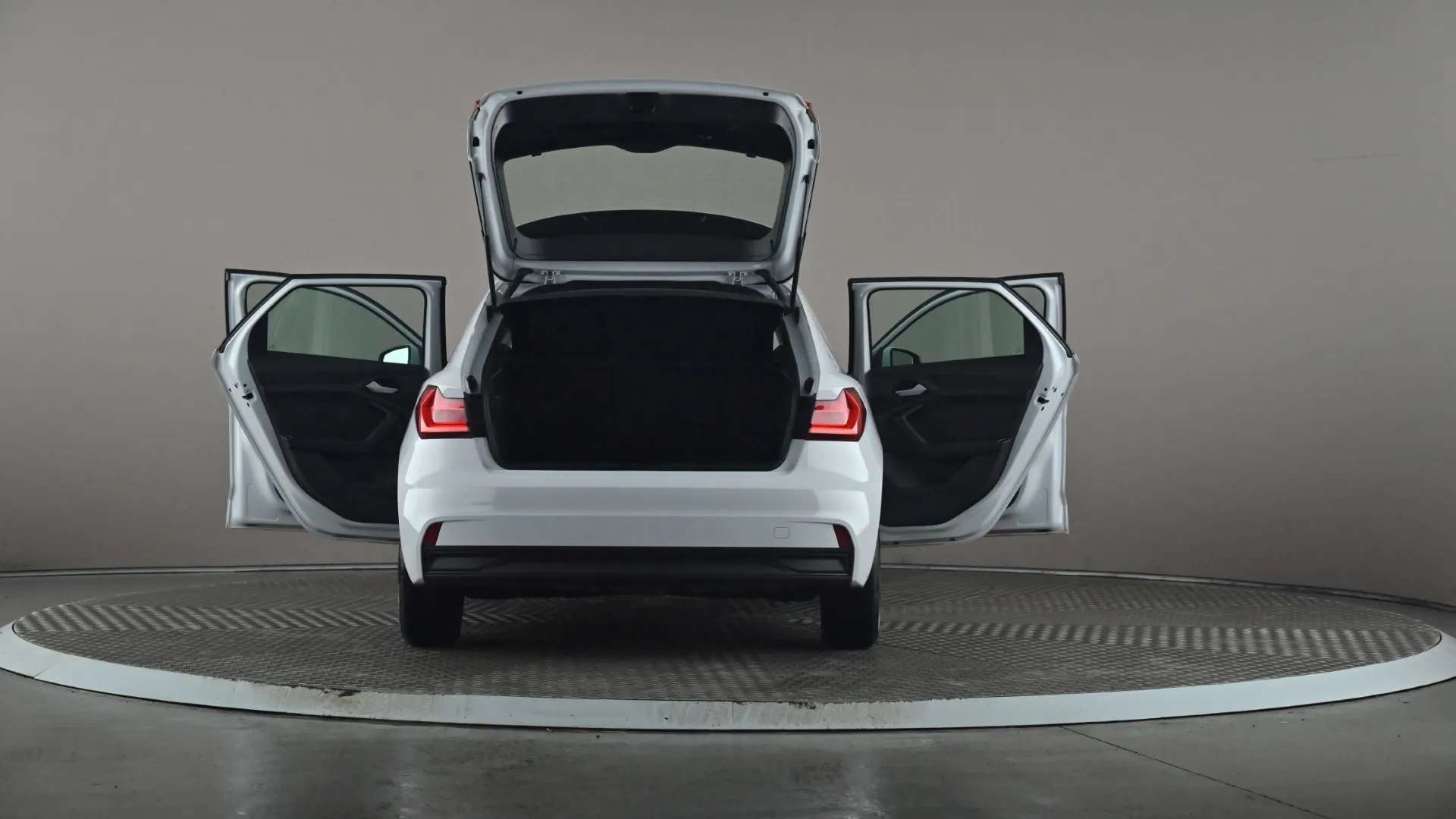 2023 AUDI A1 2023 AUDI A1