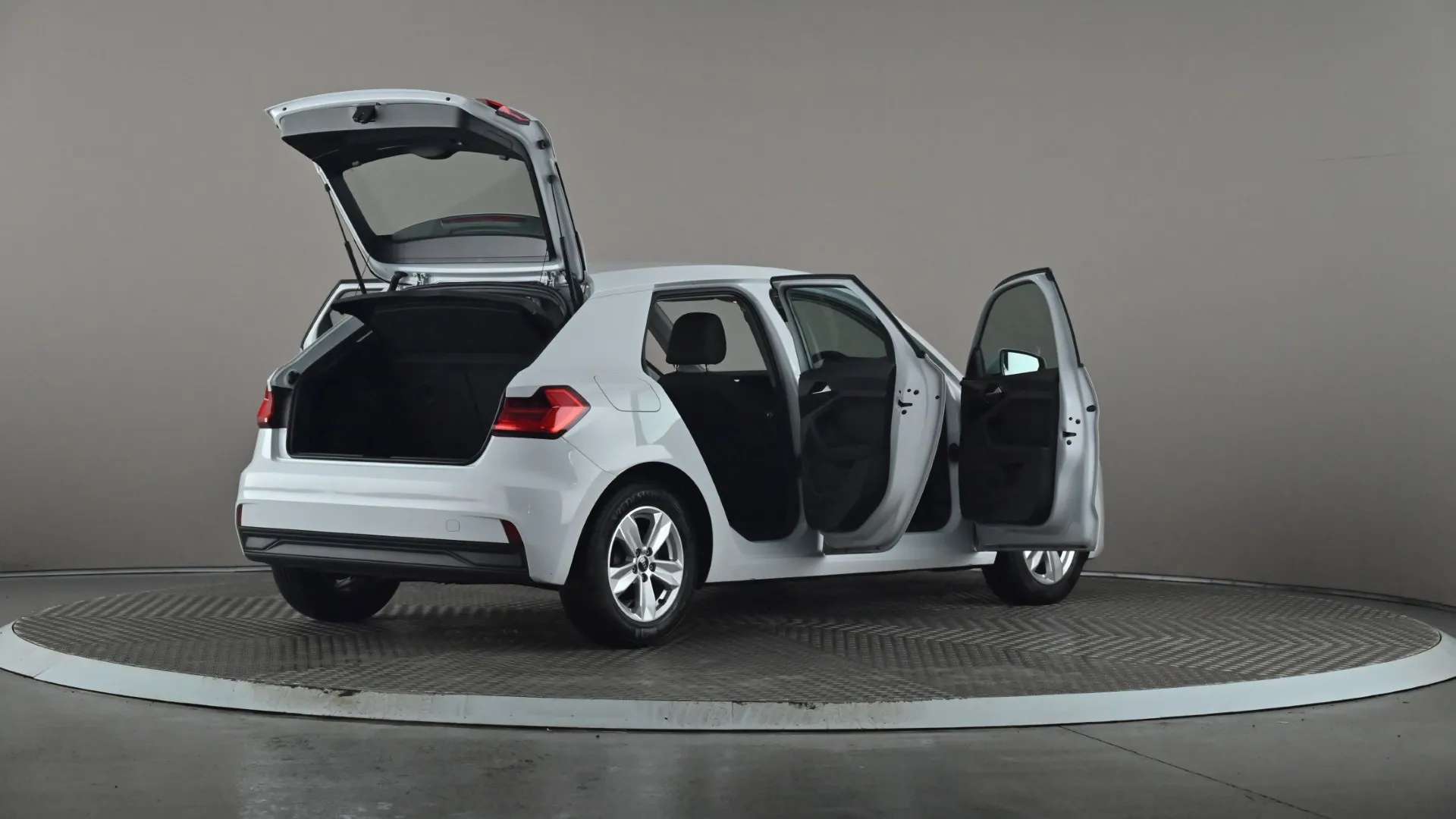 2023 AUDI A1 2023 AUDI A1