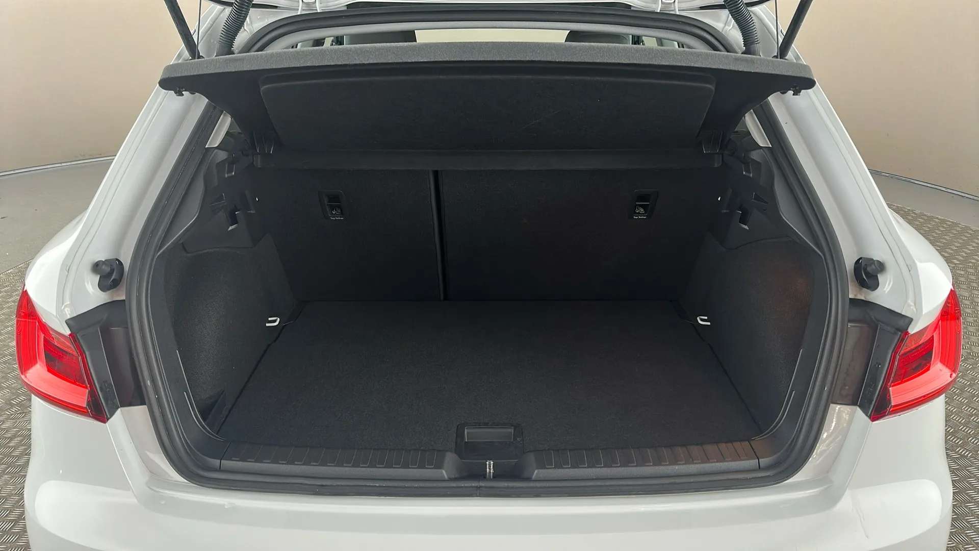 2023 AUDI A1 2023 AUDI A1