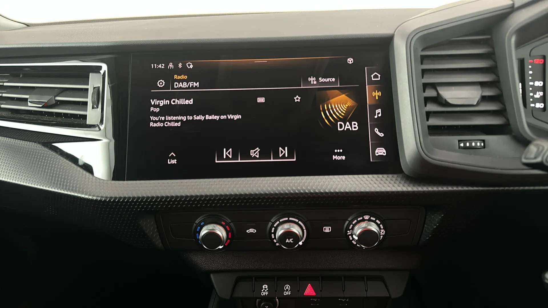 2023 AUDI A1 2023 AUDI A1