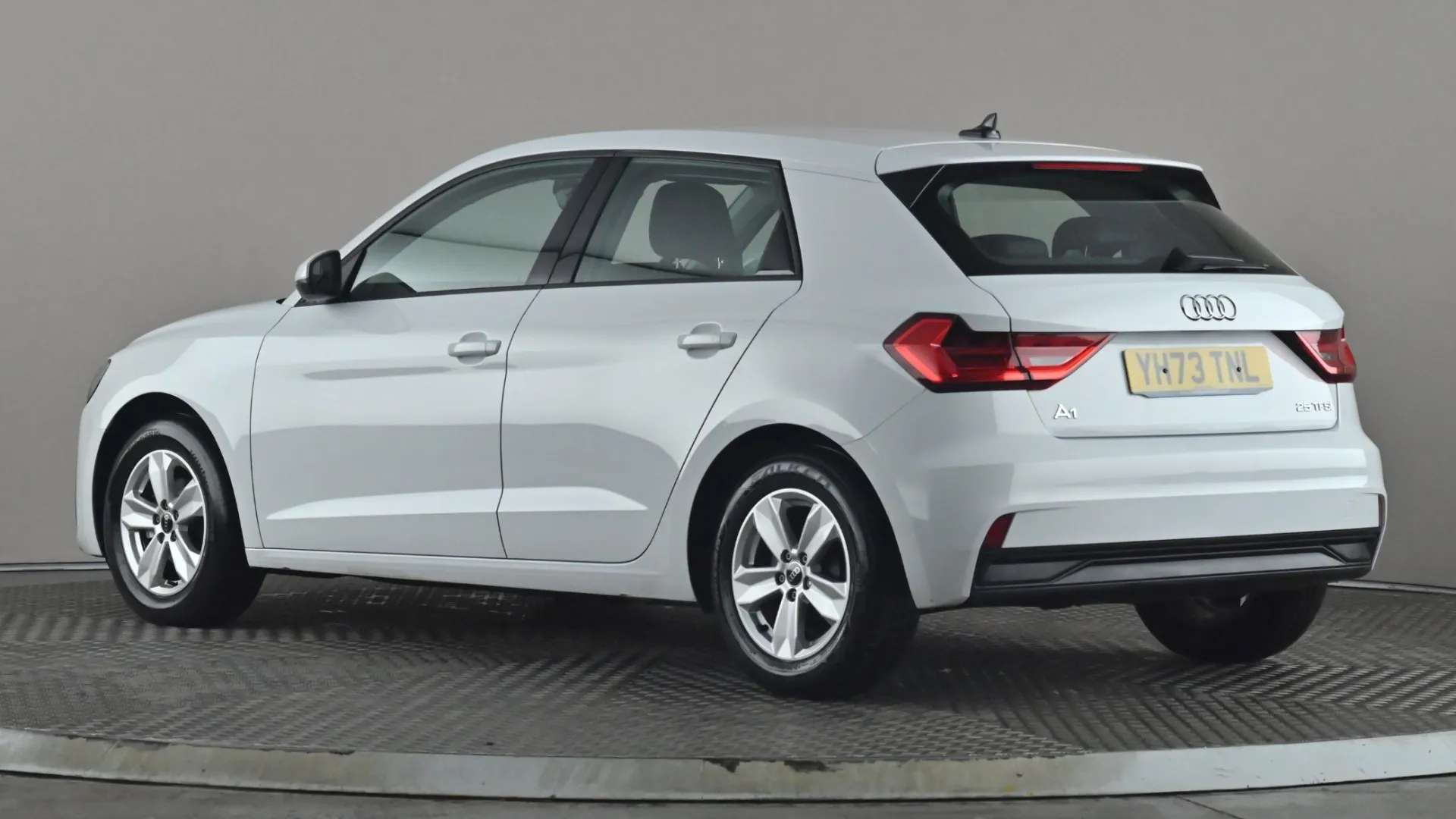 A 2023 AUDI A1 25 TFSI Technik A 2023 AUDI A1 25 TFSI Technik