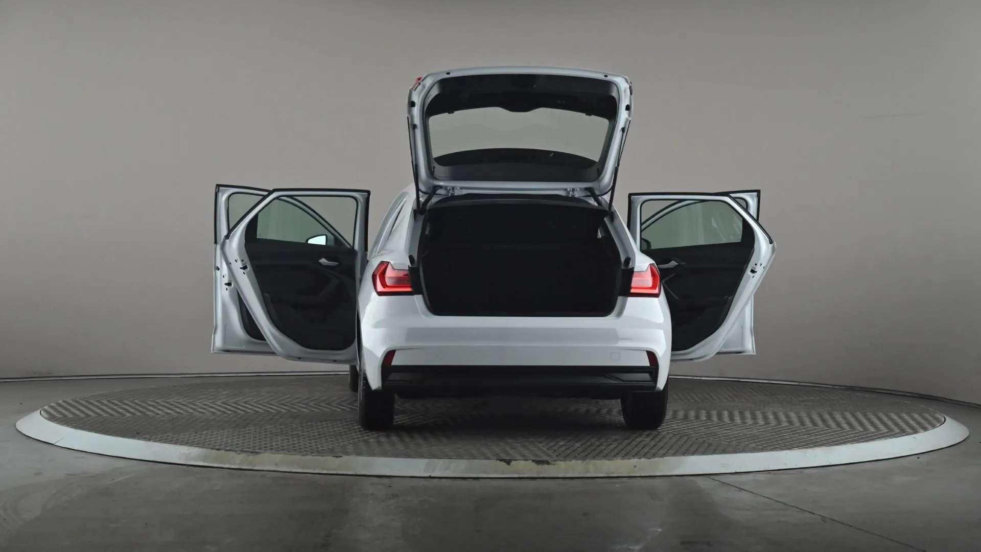2023 AUDI A1 2023 AUDI A1
